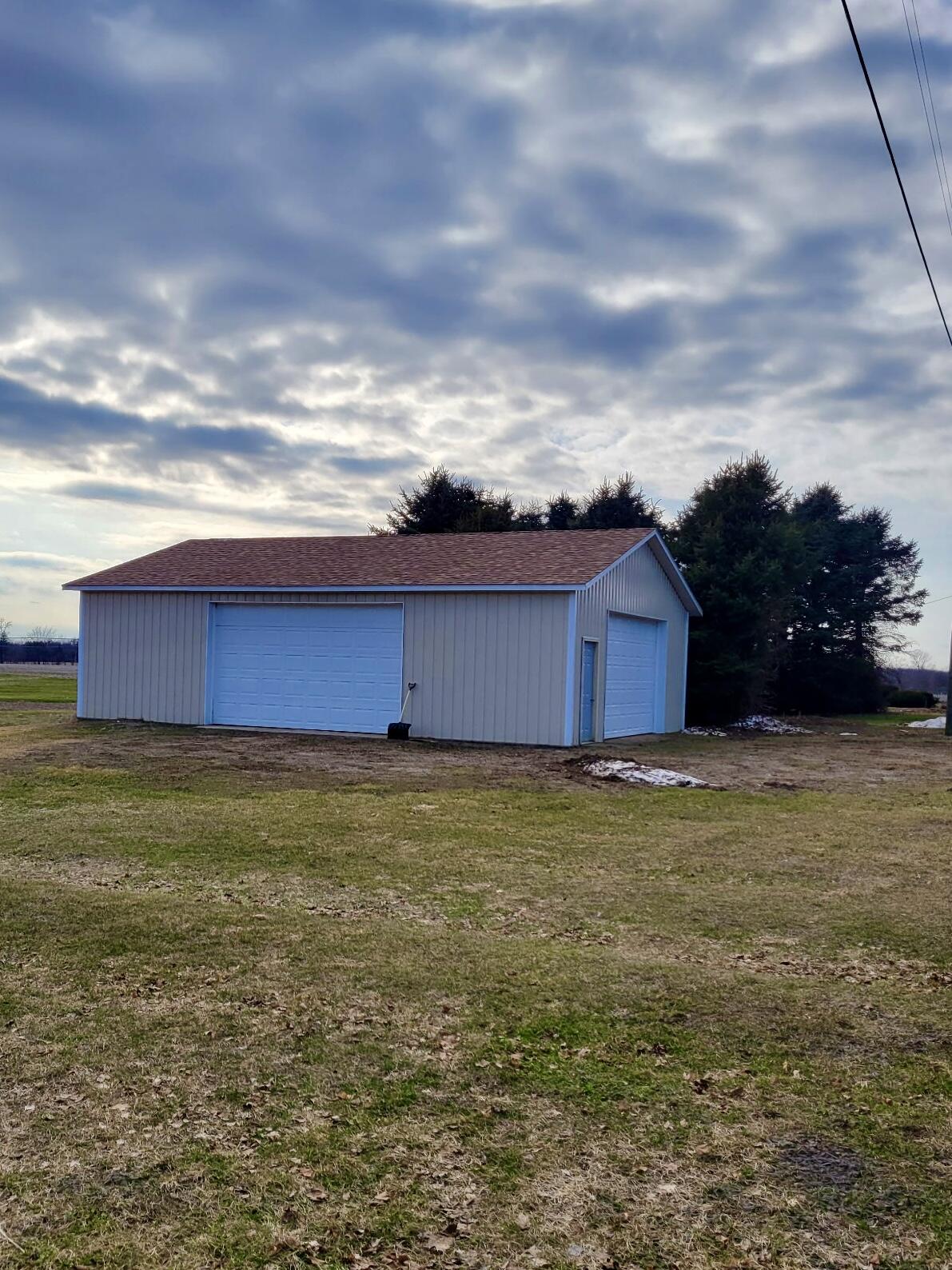 49145 92nd Avenue Decatur MI 49045
