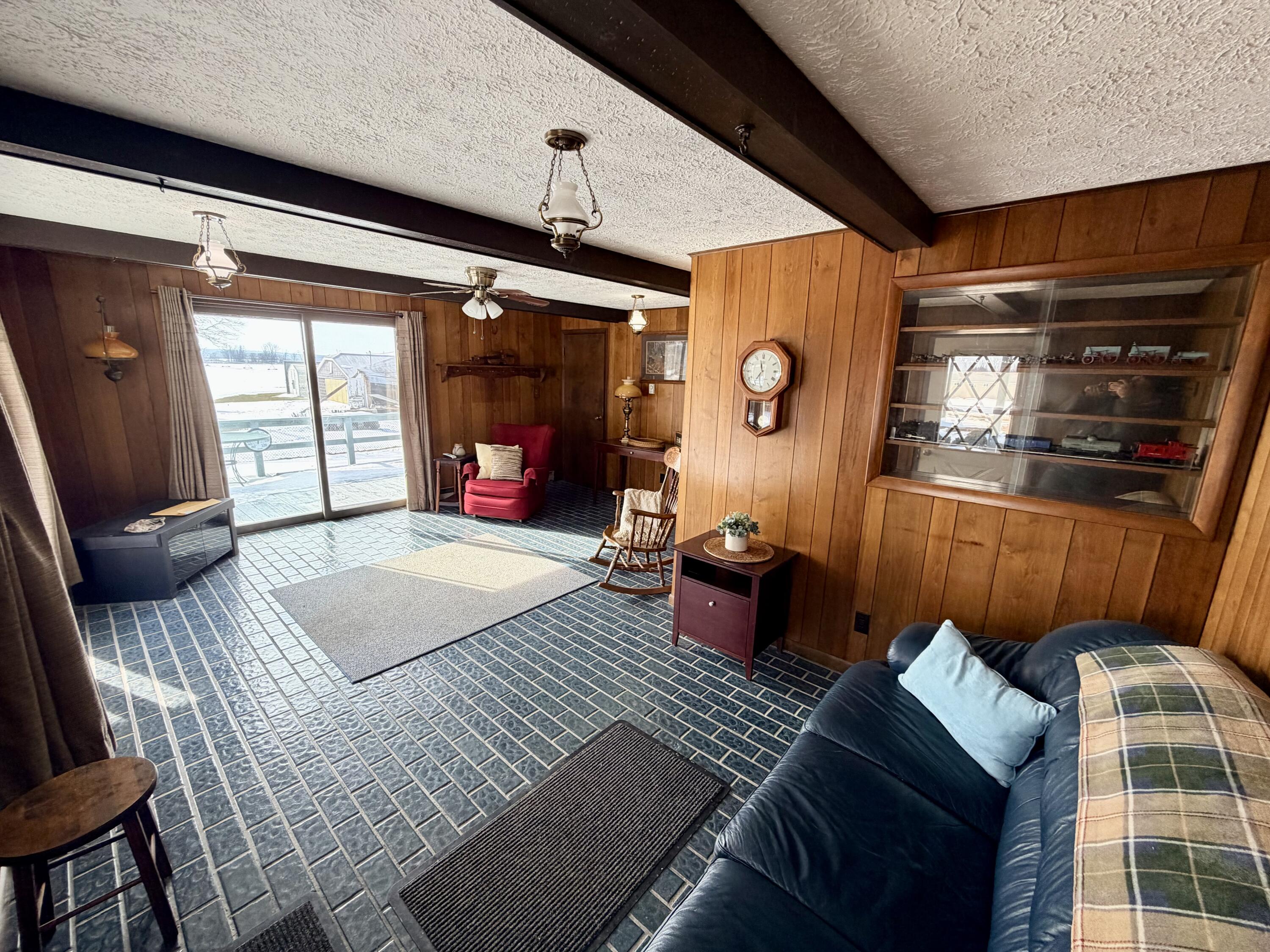 49145 92nd Avenue Decatur MI 49045