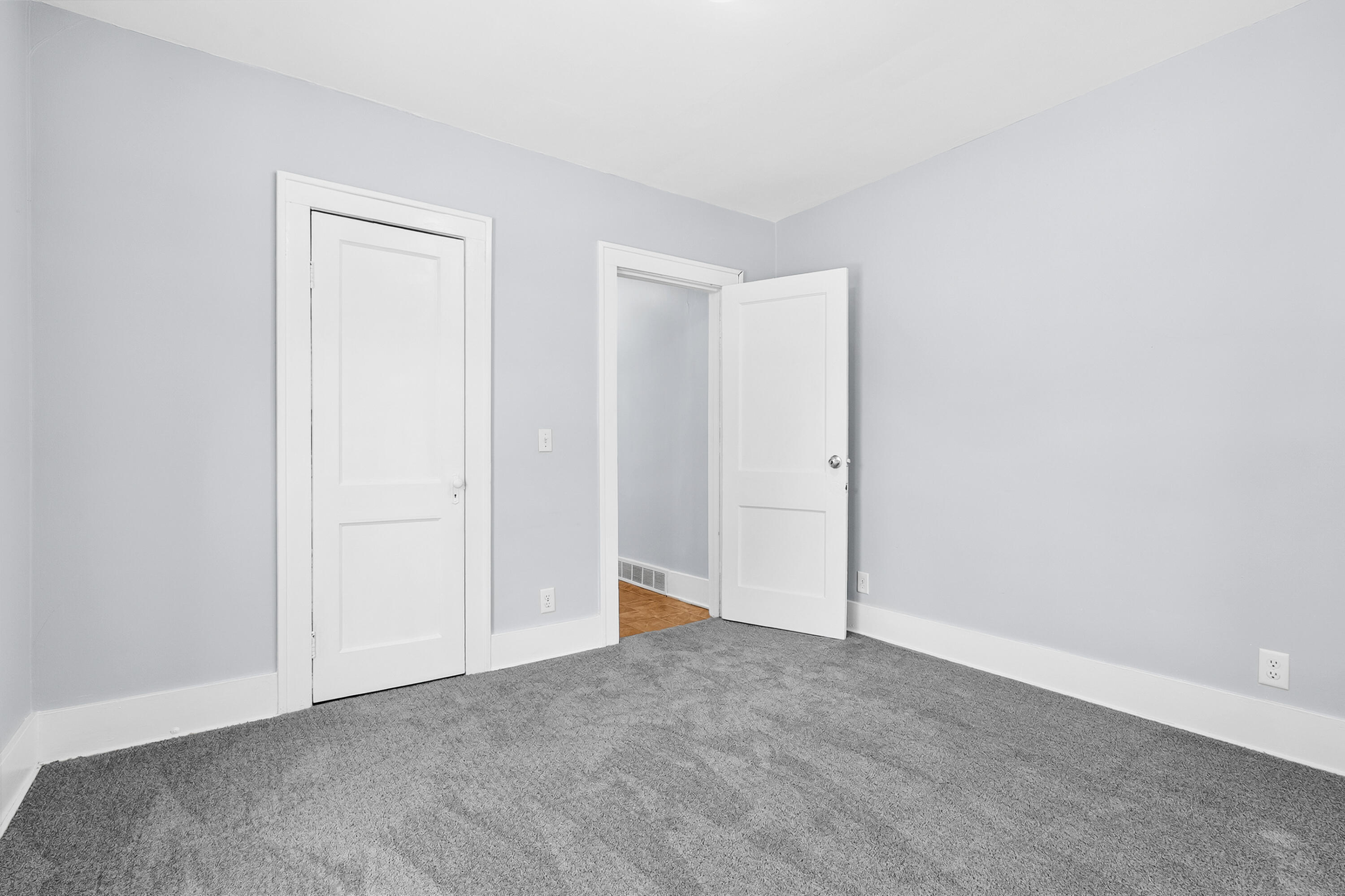 132 Gilkison Avenue Kalamazoo MI 49006
