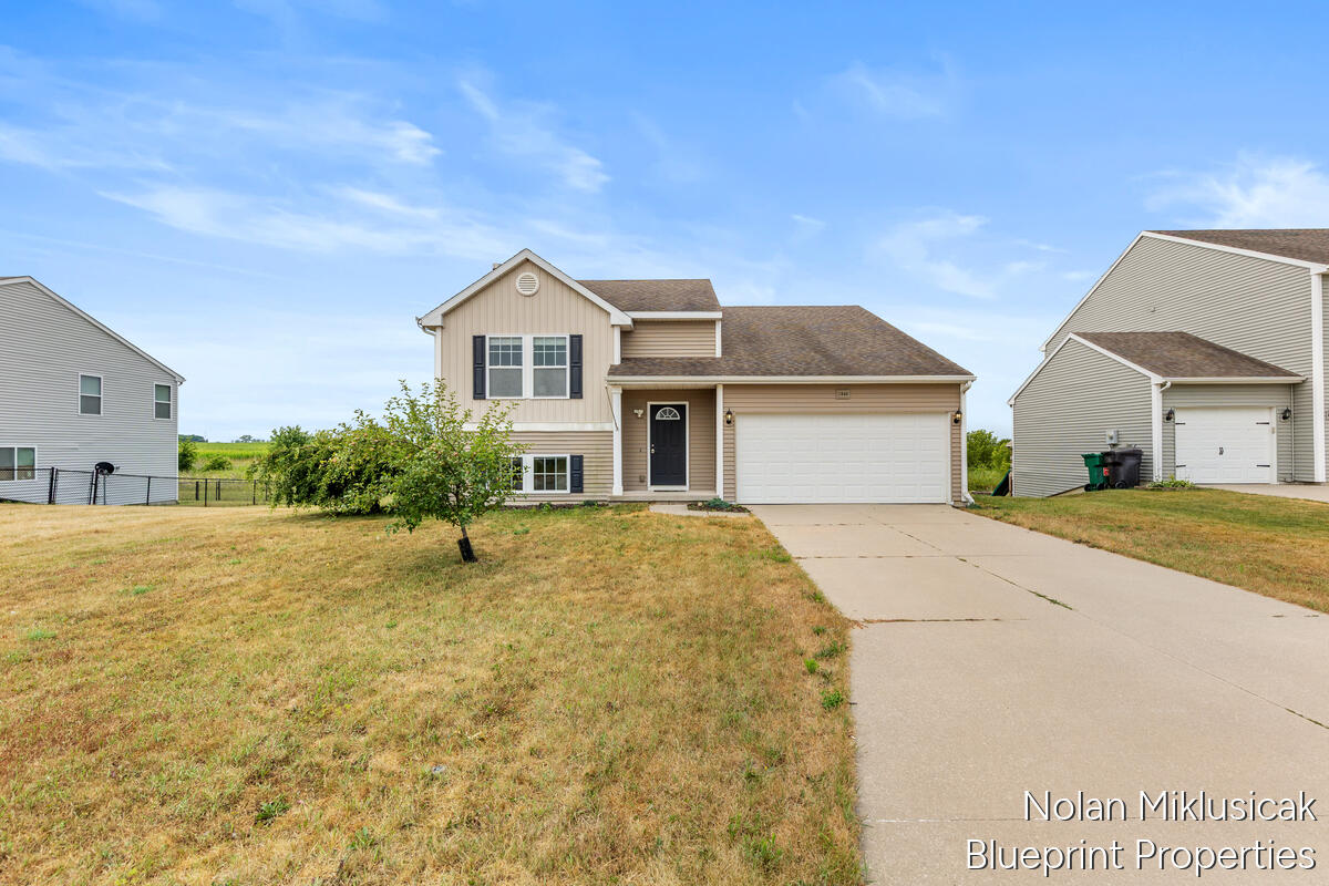 1840 Greenview Court Zeeland MI 49464