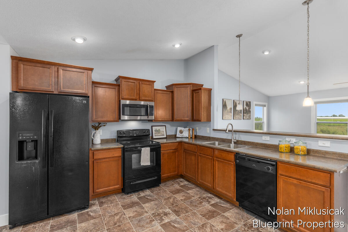 1840 Greenview Court Zeeland MI 49464