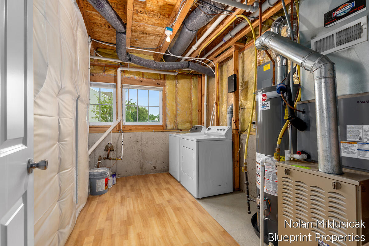 1840 Greenview Court Zeeland MI 49464