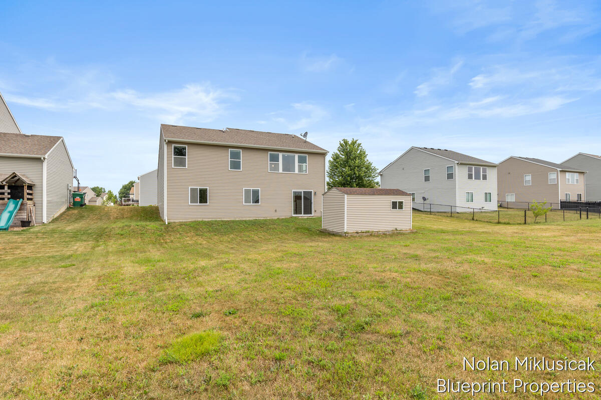 1840 Greenview Court Zeeland MI 49464