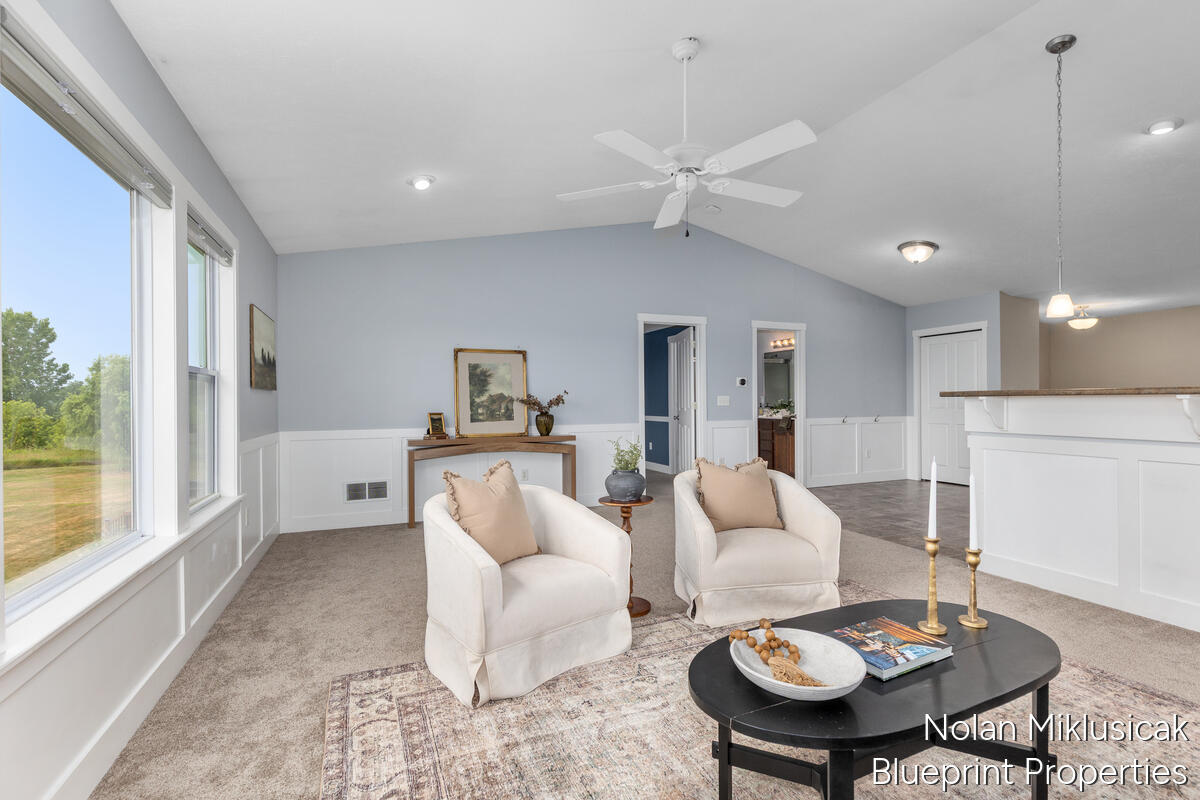 1840 Greenview Court Zeeland MI 49464