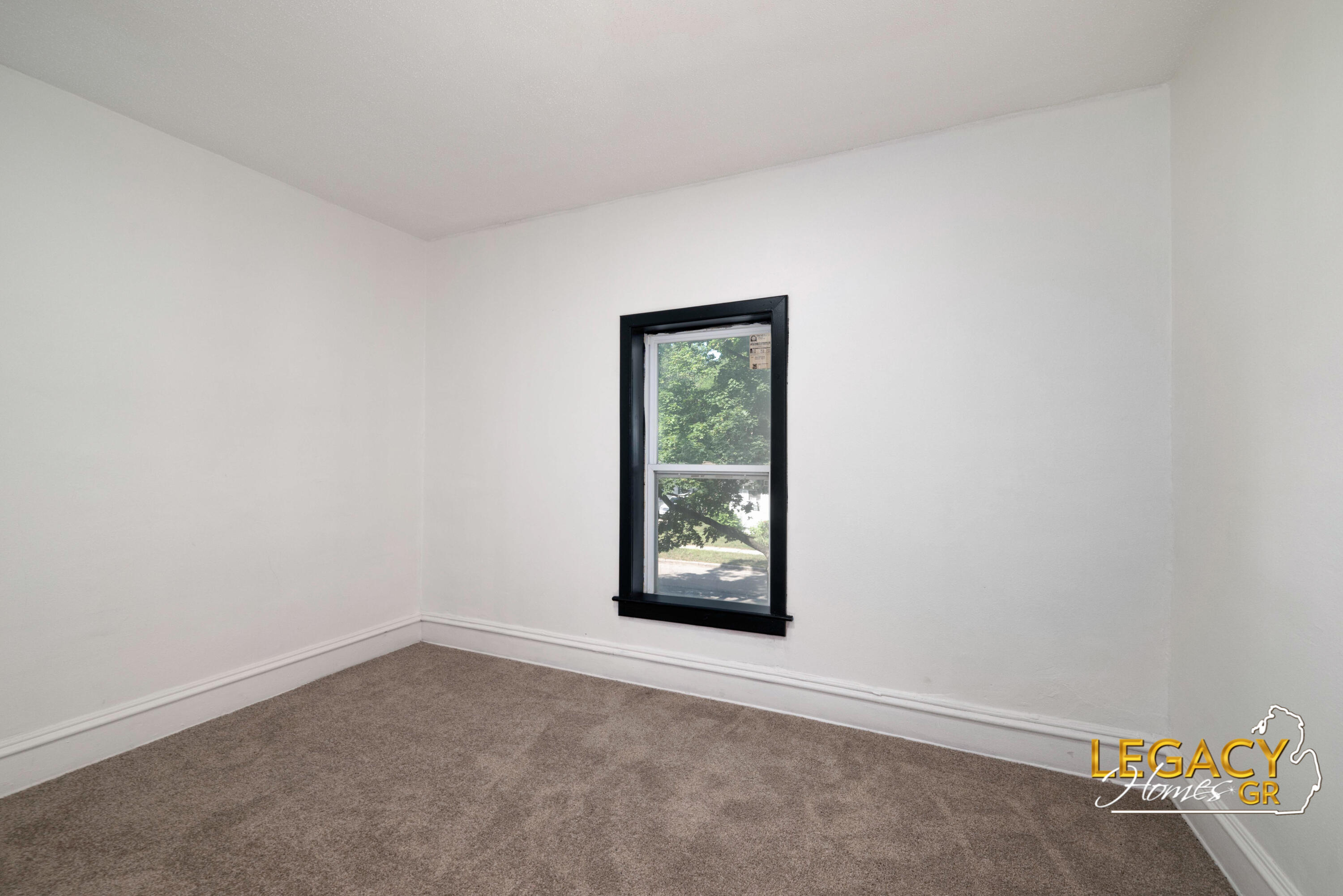 2232 5th Street Muskegon MI 49444