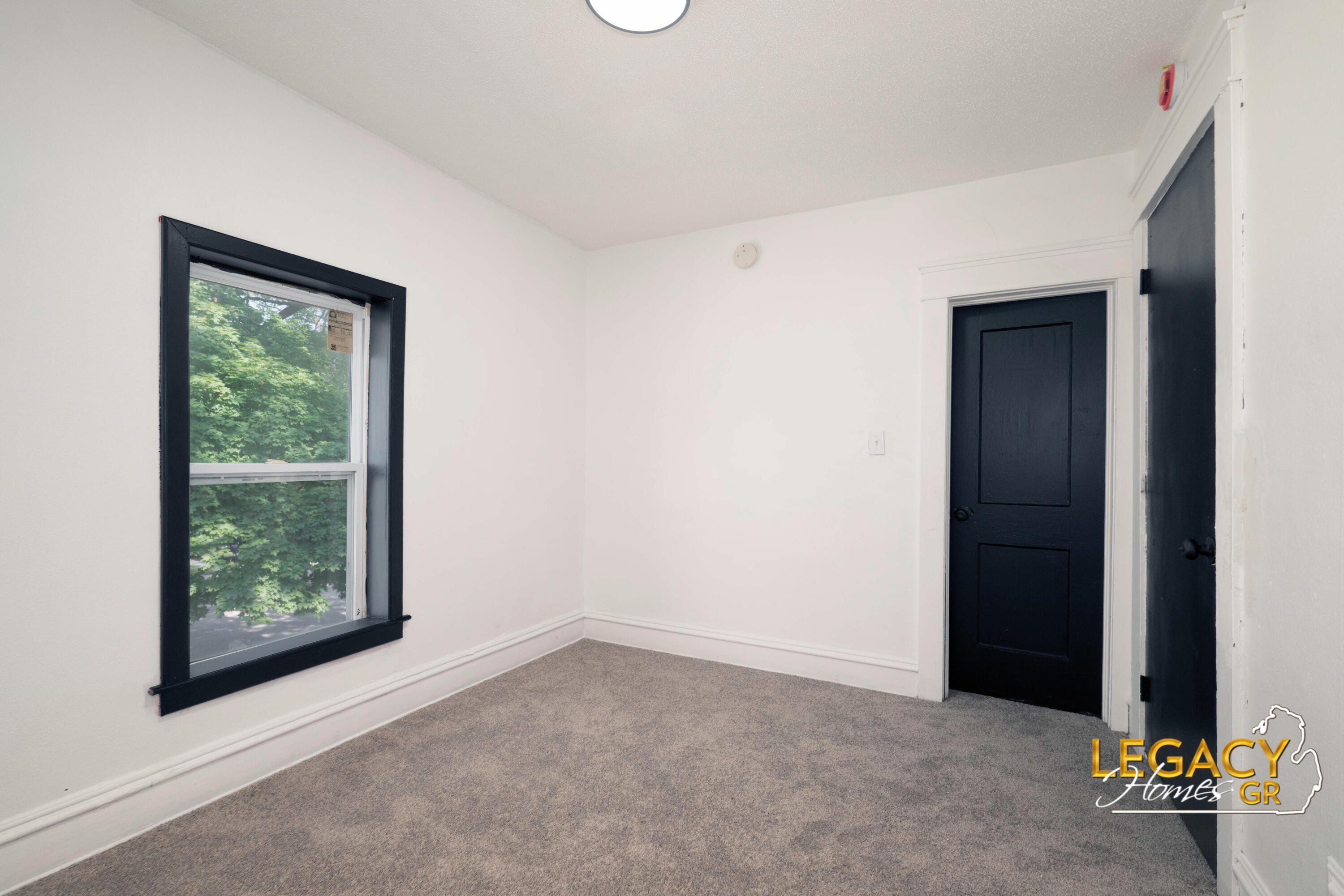 2232 5th Street Muskegon MI 49444