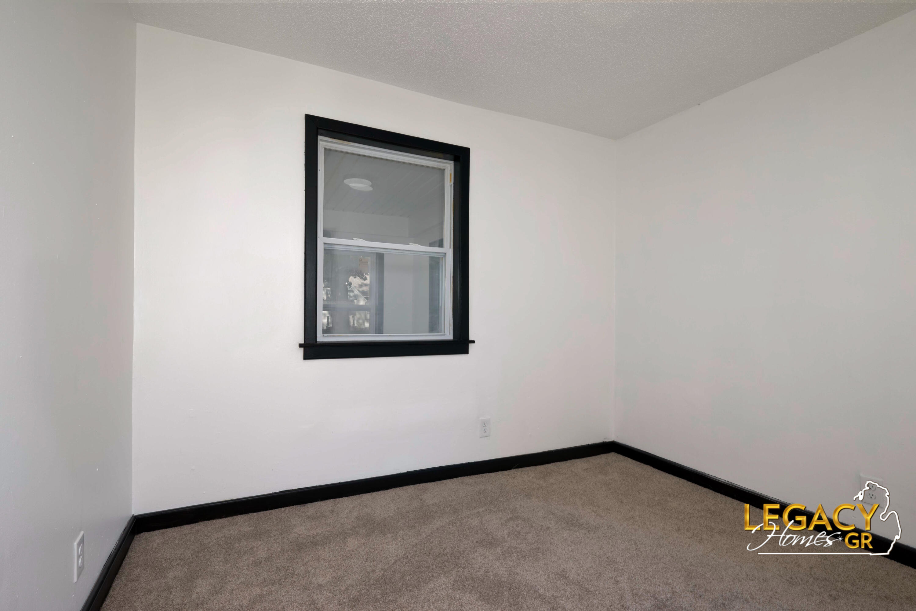 2232 5th Street Muskegon MI 49444