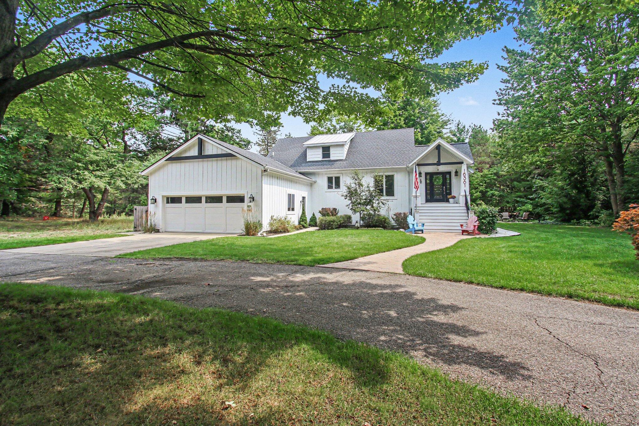 16381 Greenly Street Holland MI 49424