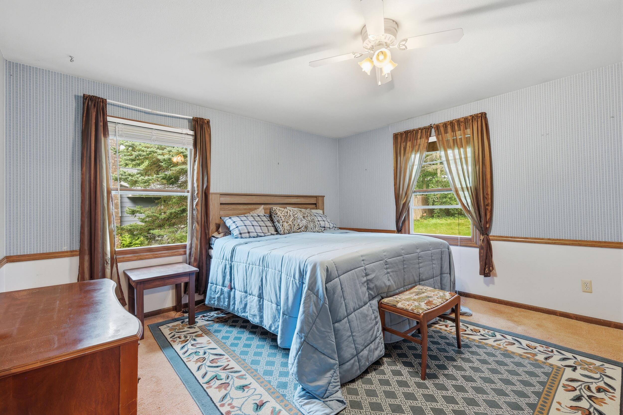4464 Trail View NE Grand Rapids MI 49525