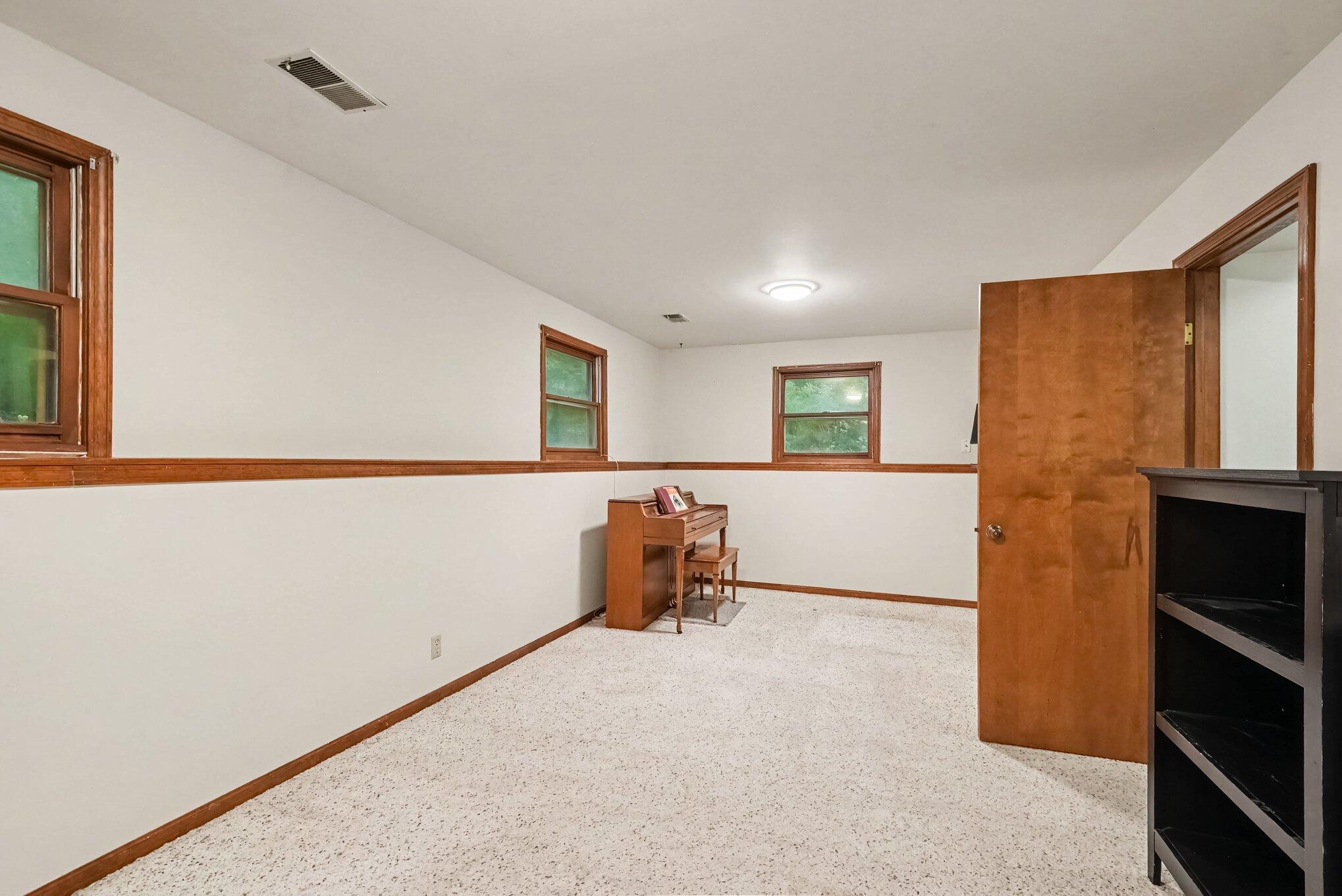 12071 168th Avenue Grand Haven MI 49417
