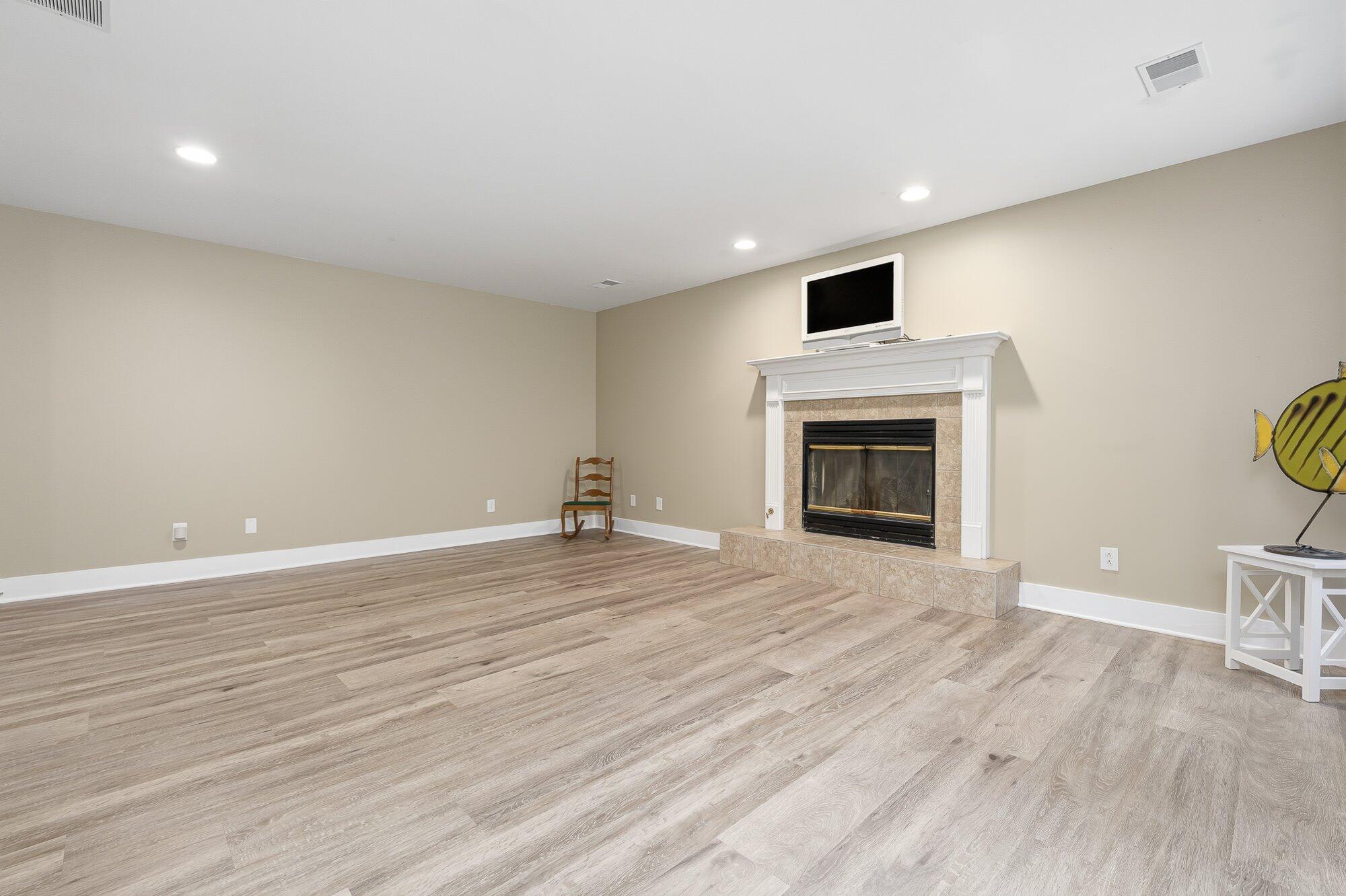 8120 Glenwynd Drive Kalamazoo MI 49009