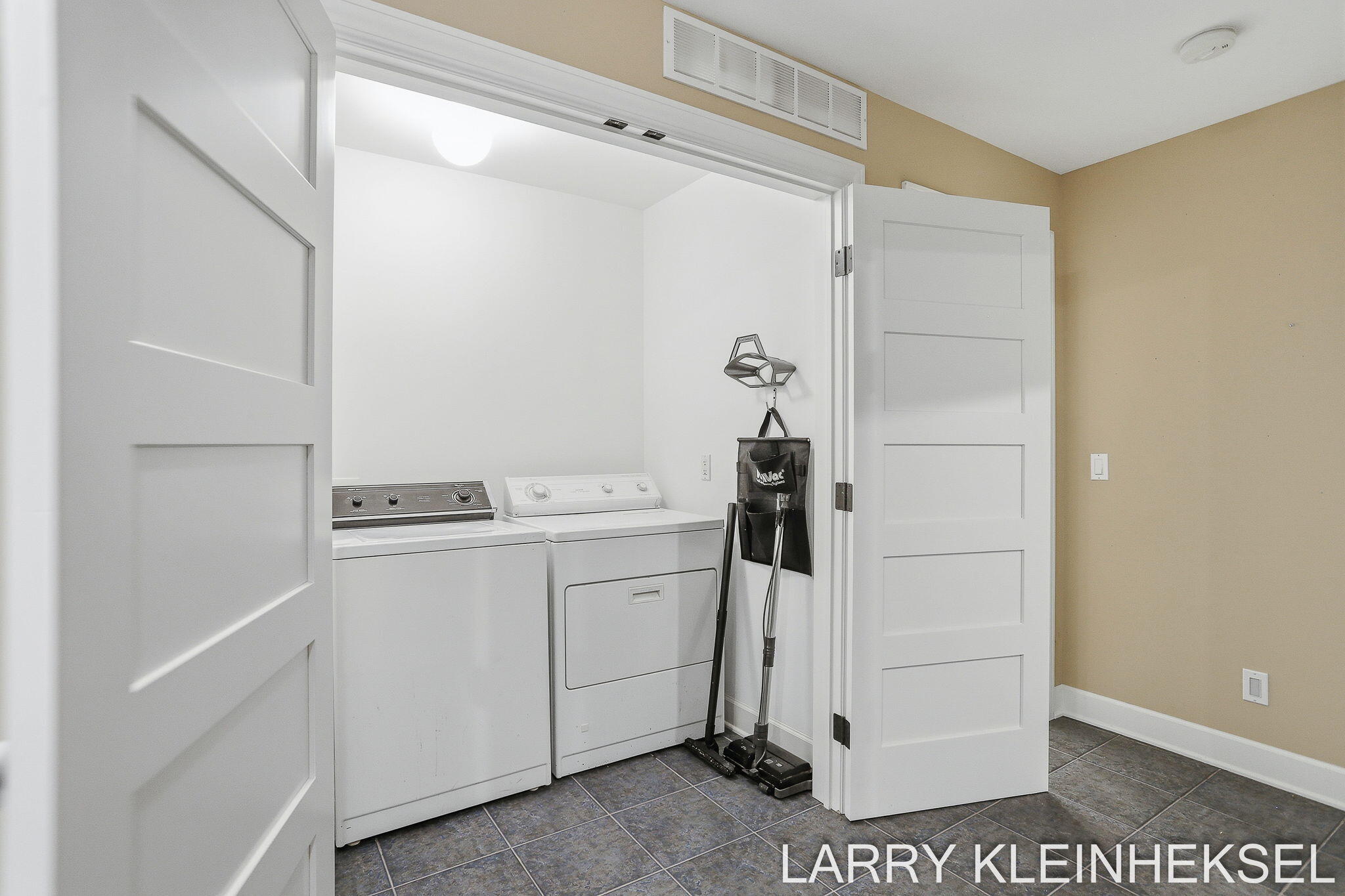 5645 N Lakeshore Drive Holland MI 49424