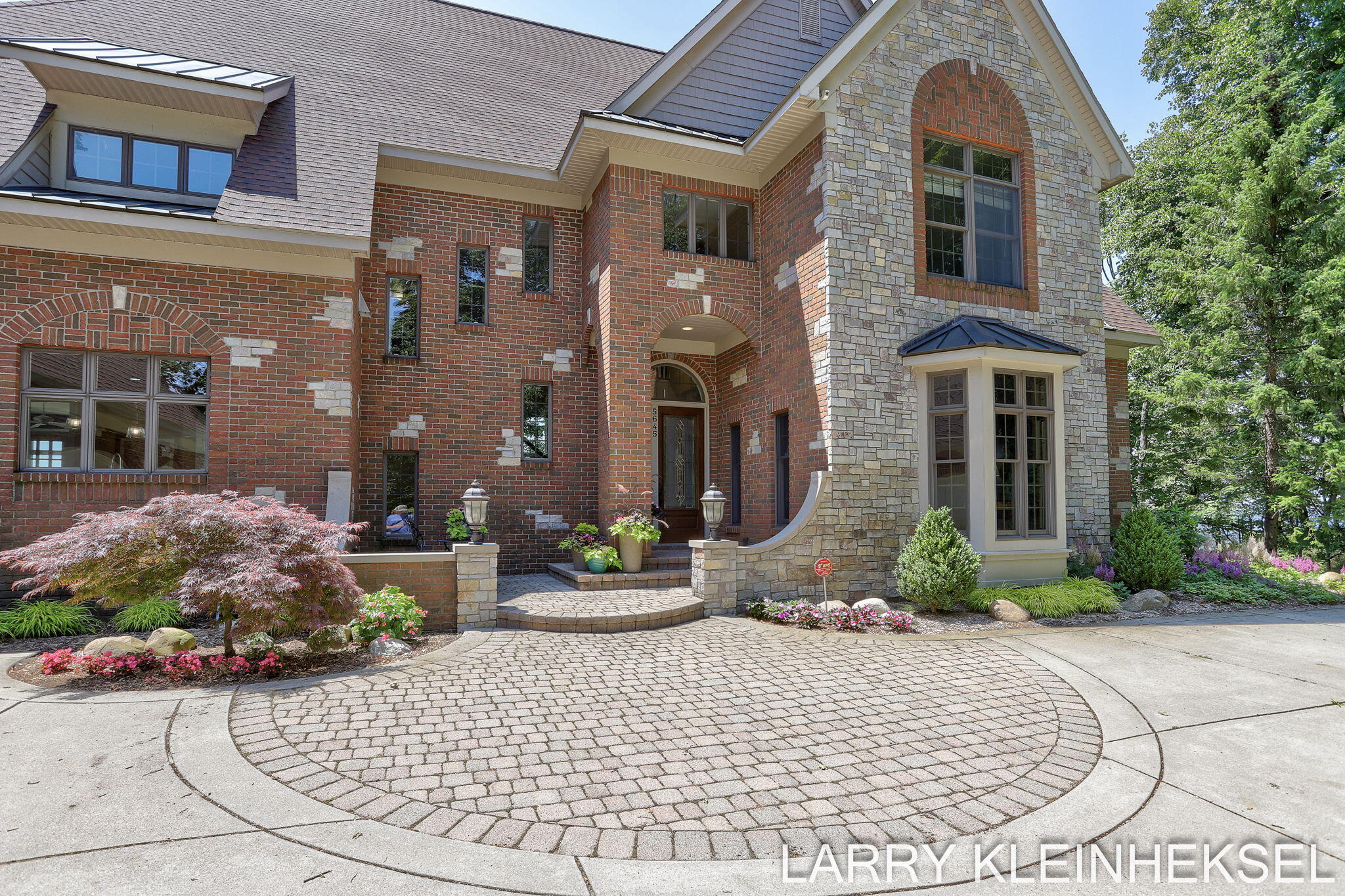5645 N Lakeshore Drive Holland MI 49424