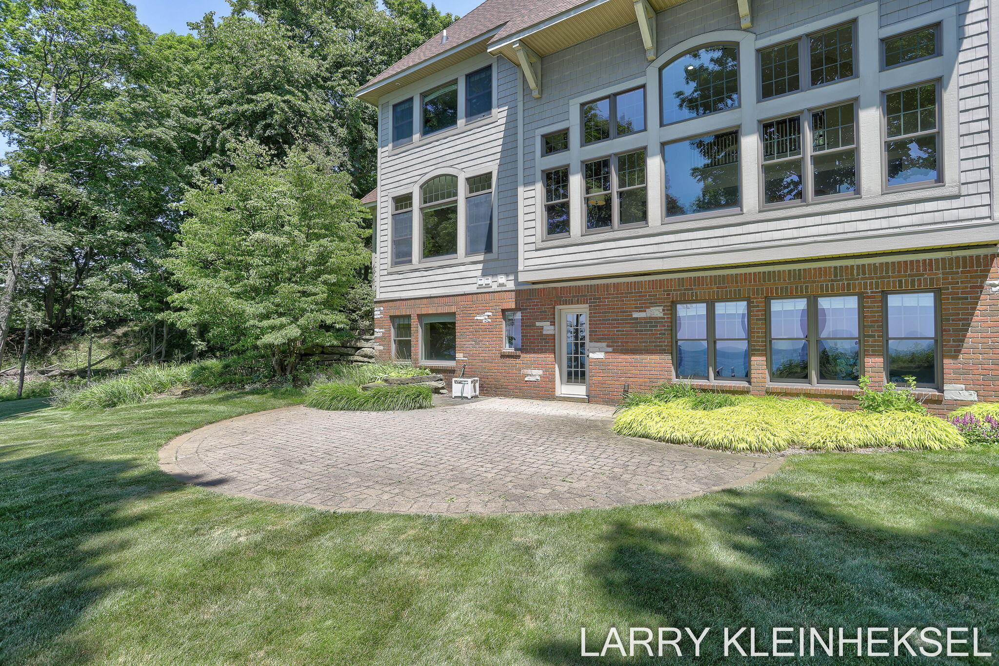 5645 N Lakeshore Drive Holland MI 49424