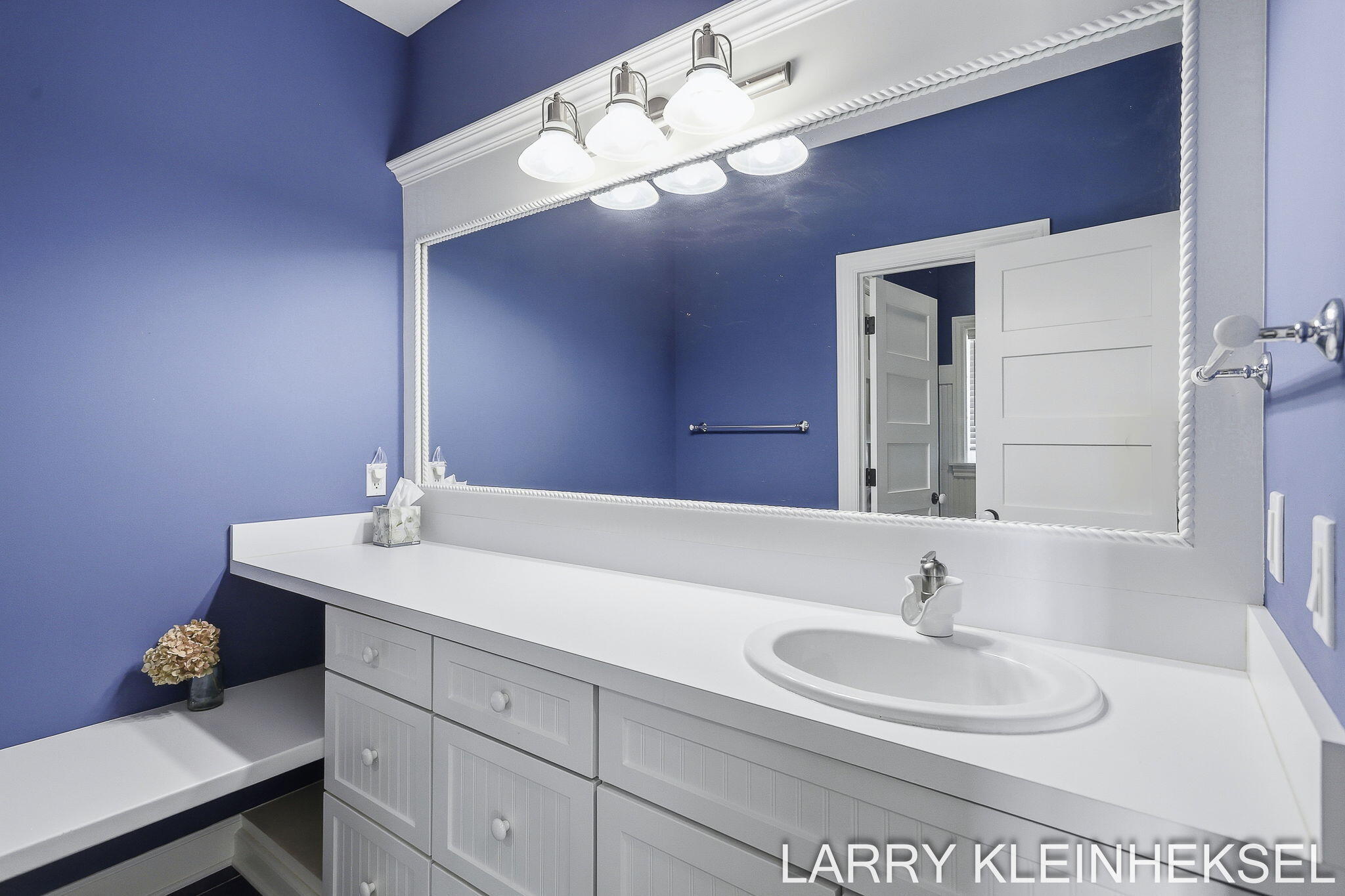 5645 N Lakeshore Drive Holland MI 49424