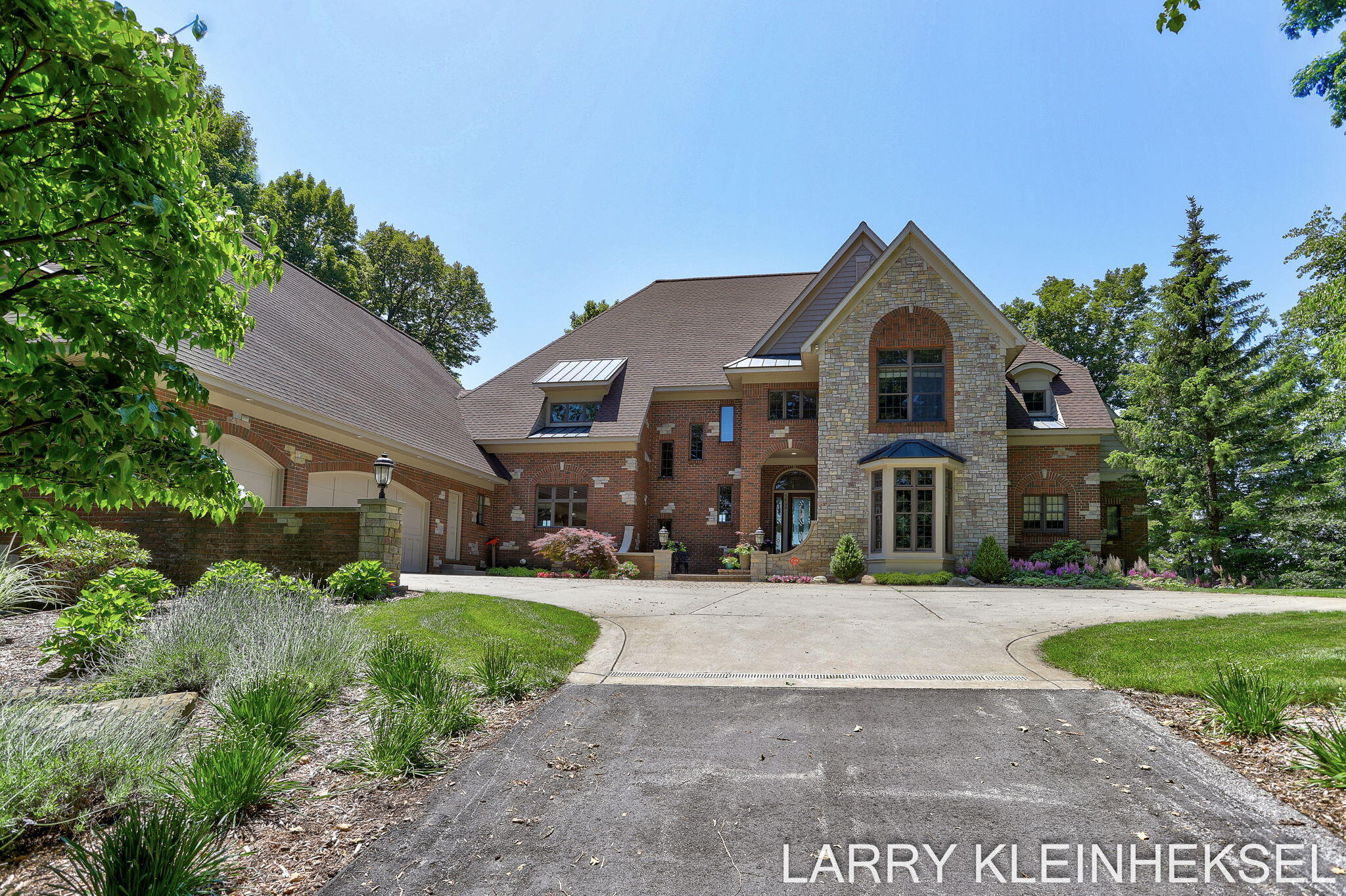 5645 N Lakeshore Drive Holland MI 49424