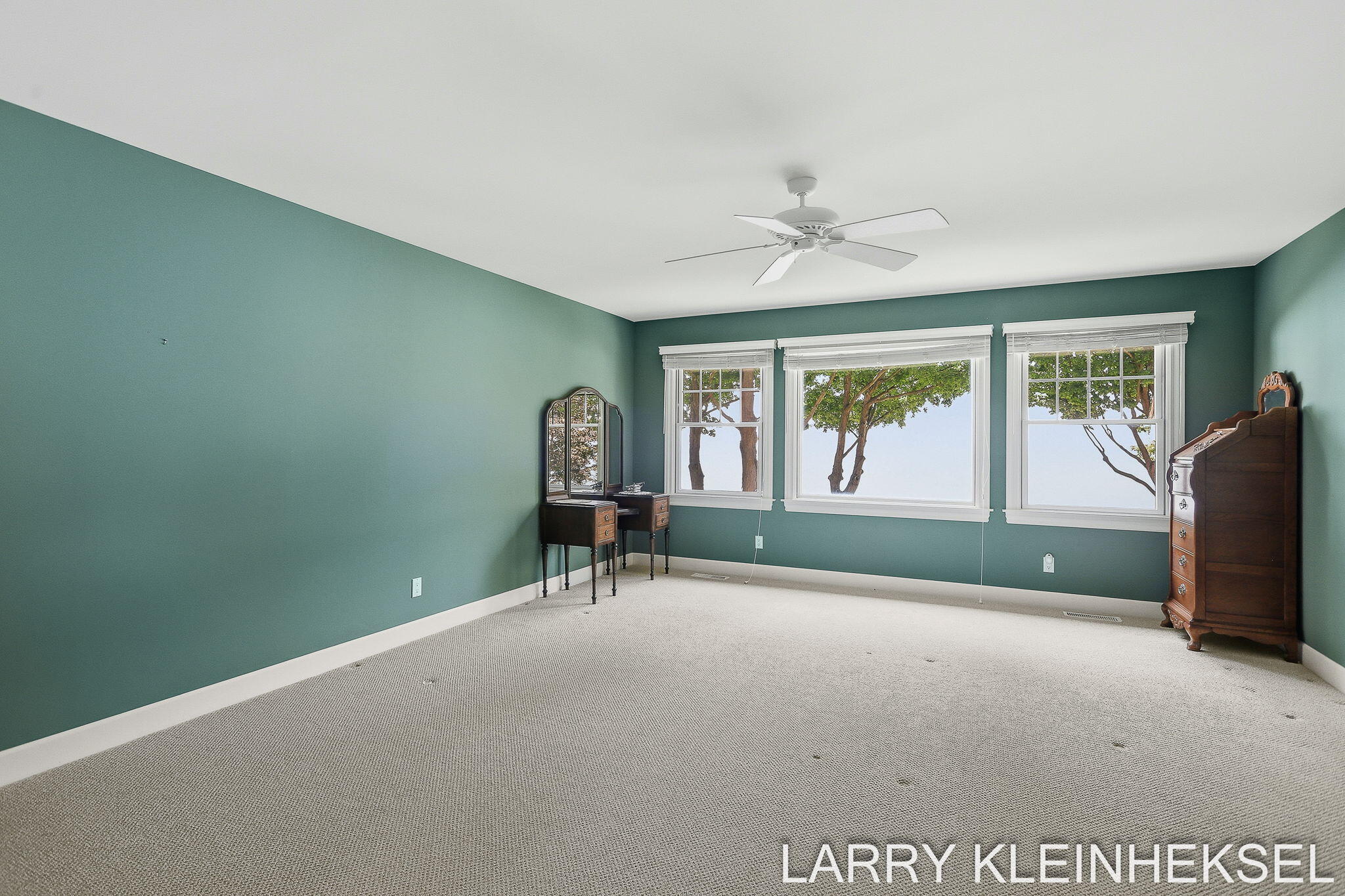 5645 N Lakeshore Drive Holland MI 49424