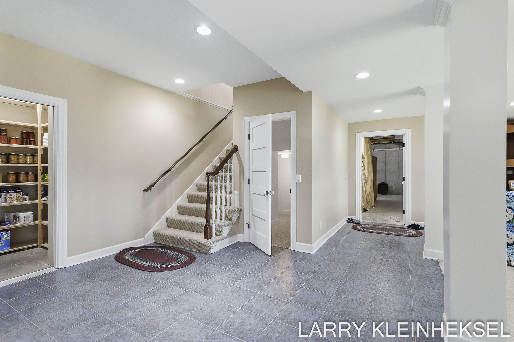 5645 N Lakeshore Drive Holland MI 49424