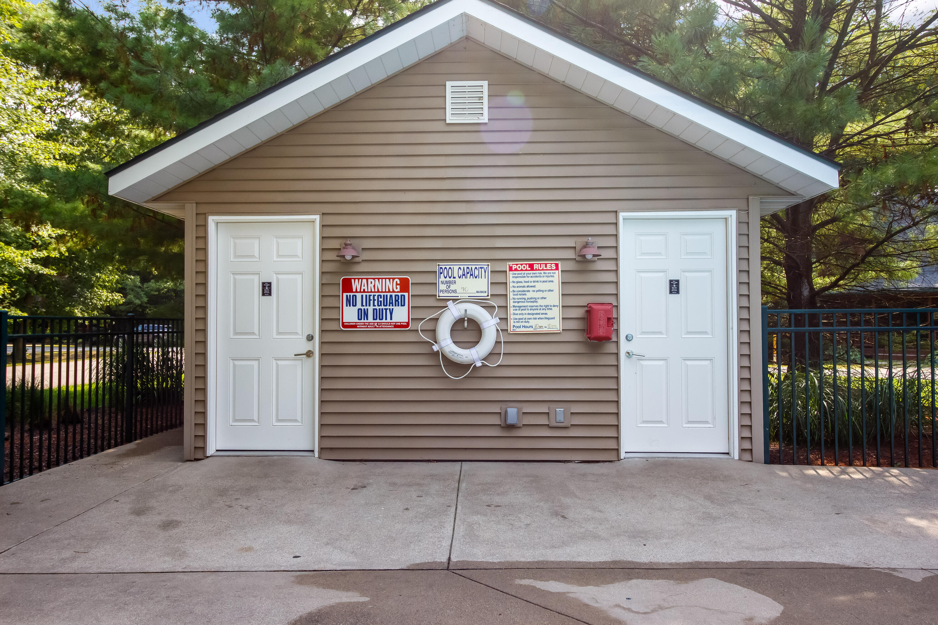 3561 Kingfisher Cove Drive Saugatuck MI 49453