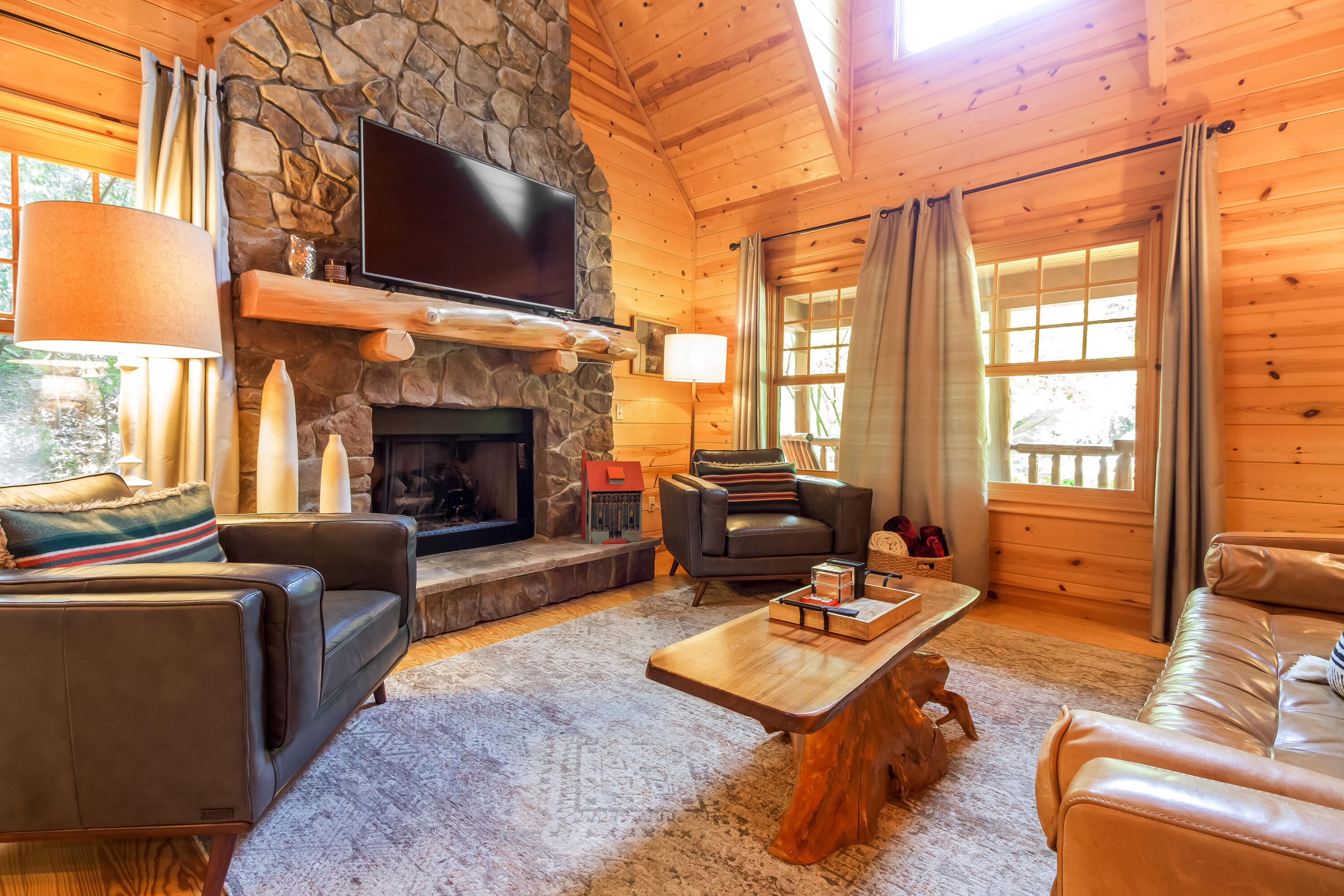 3561 Kingfisher Cove Drive Saugatuck MI 49453