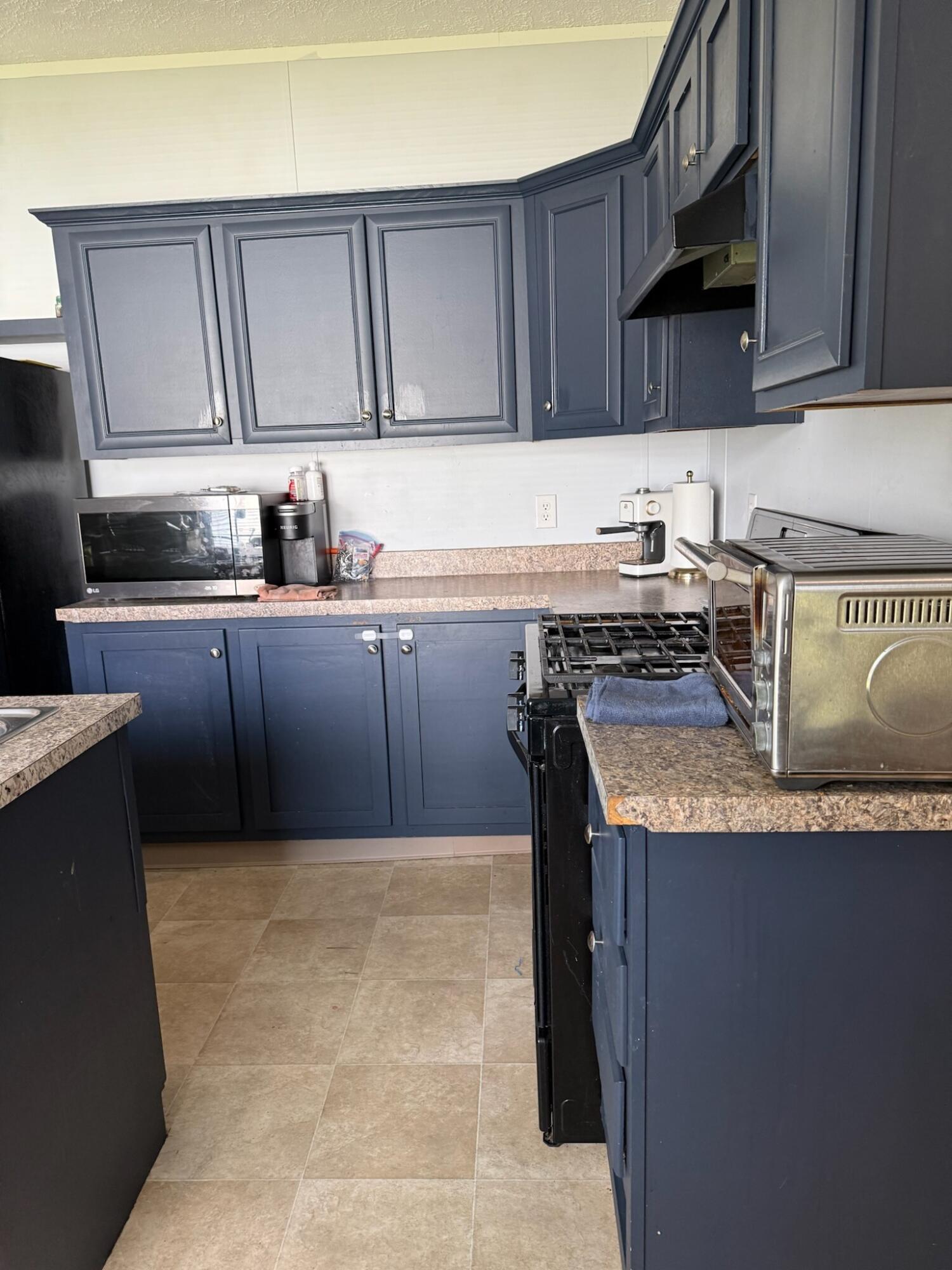 1832 Pepperwood Trail W Muskegon MI 49442