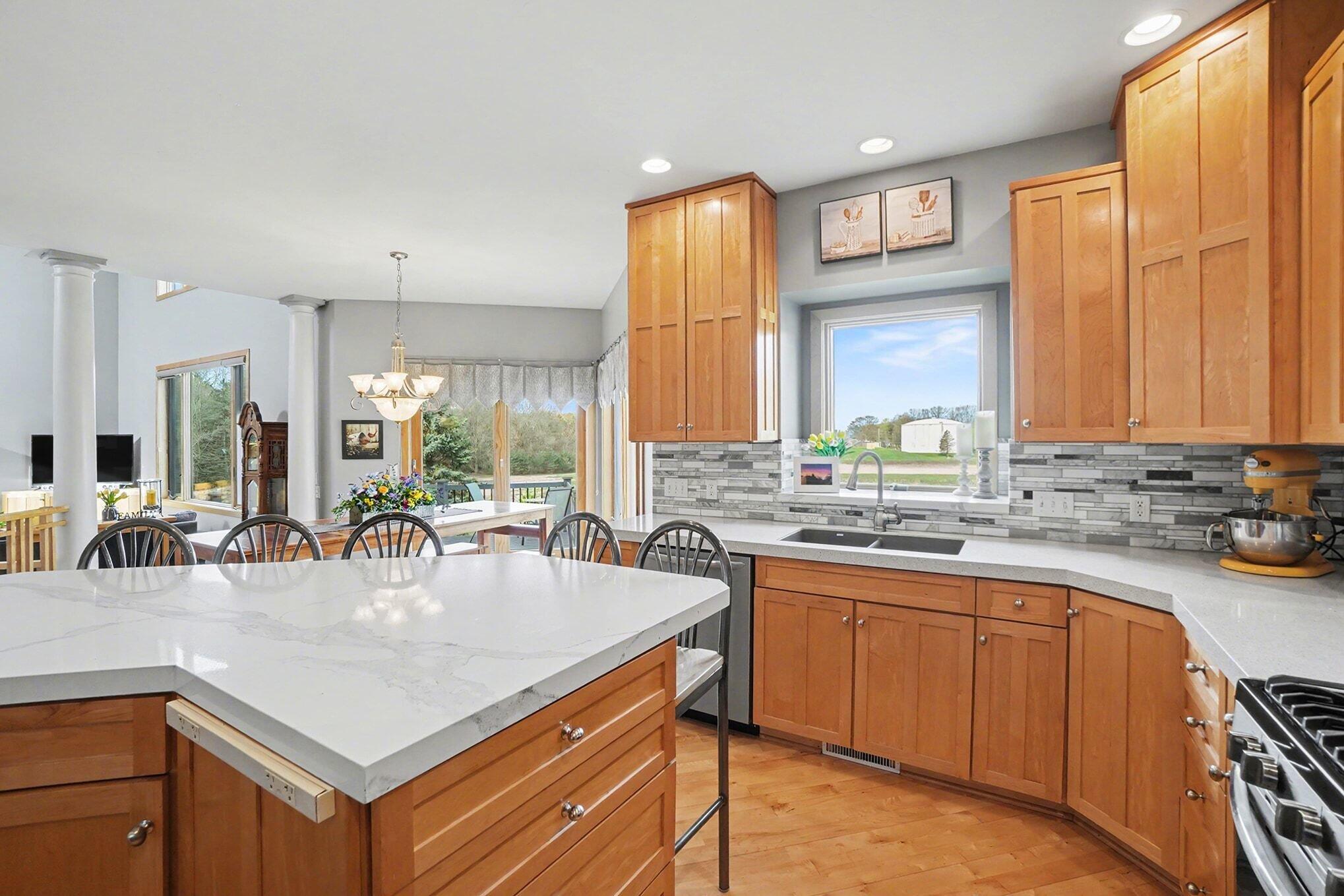 2213 N Bristol Street Holland MI 49424