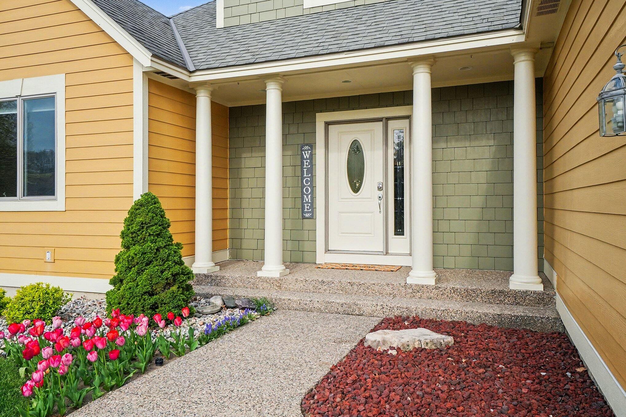 2213 N Bristol Street Holland MI 49424
