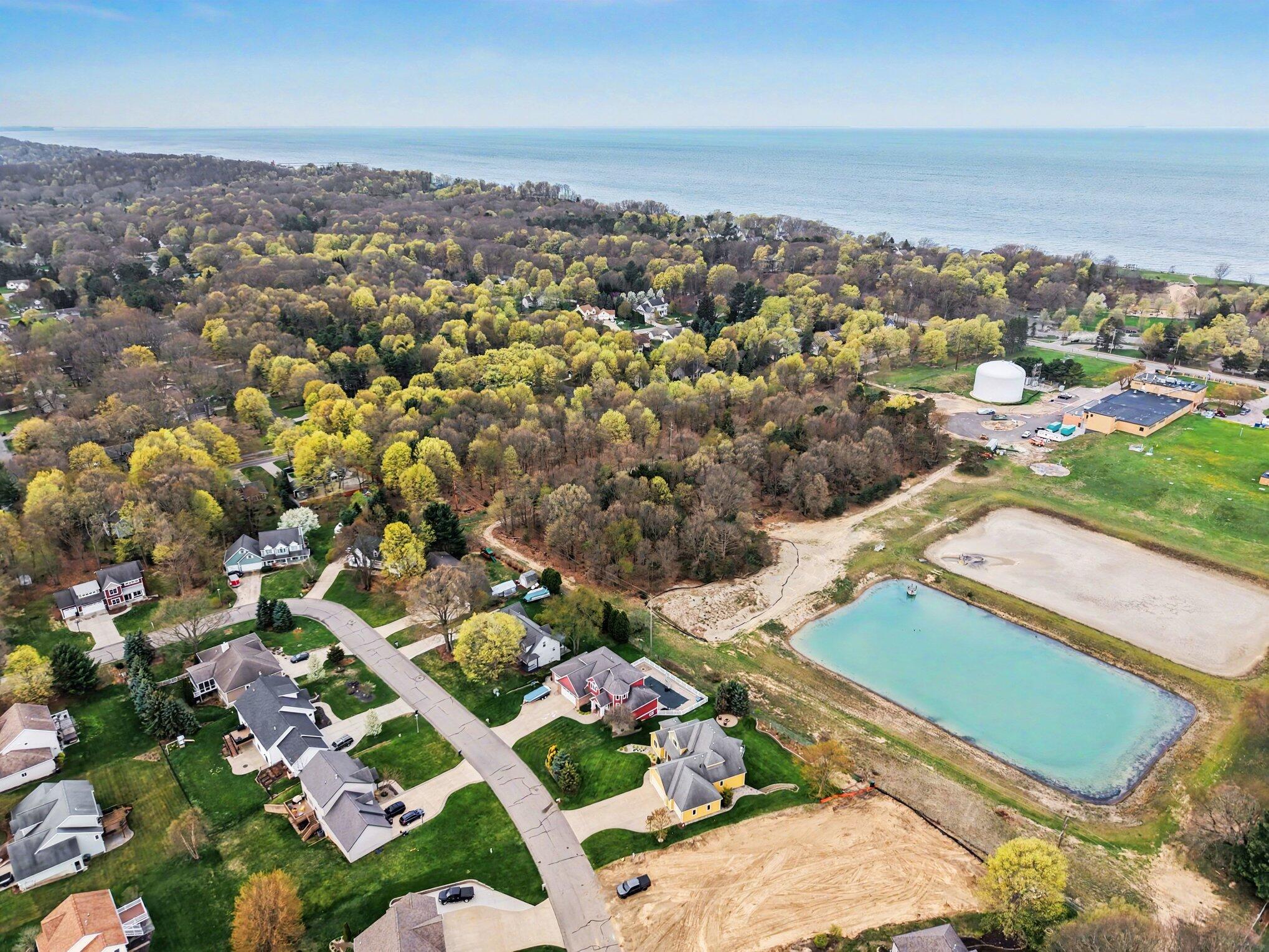 2213 N Bristol Street Holland MI 49424