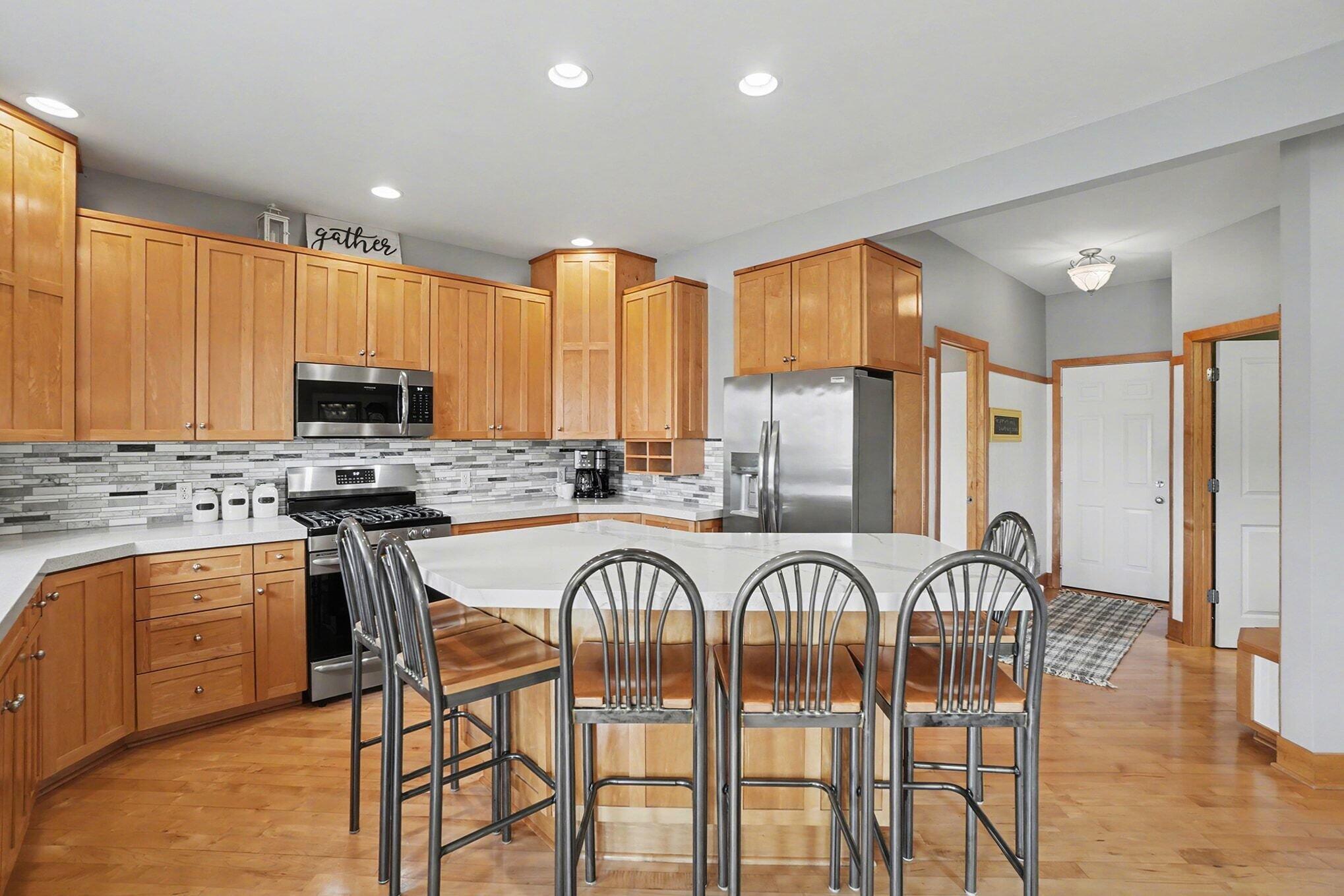 2213 N Bristol Street Holland MI 49424