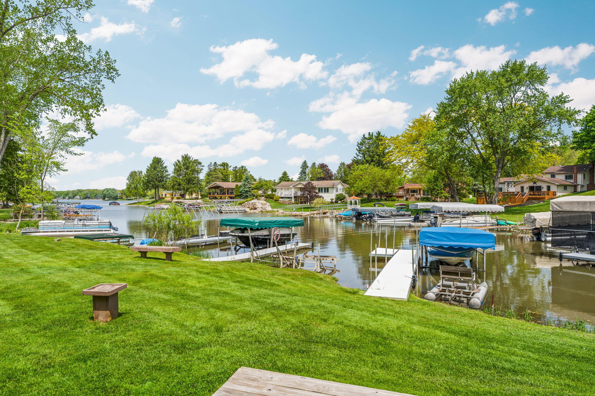 7490 Ledgewood Drive Fenton MI 48430
