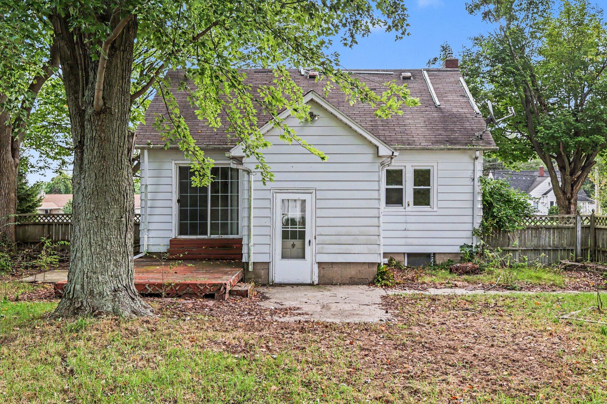 7902 Lovers Lane Portage MI 49002