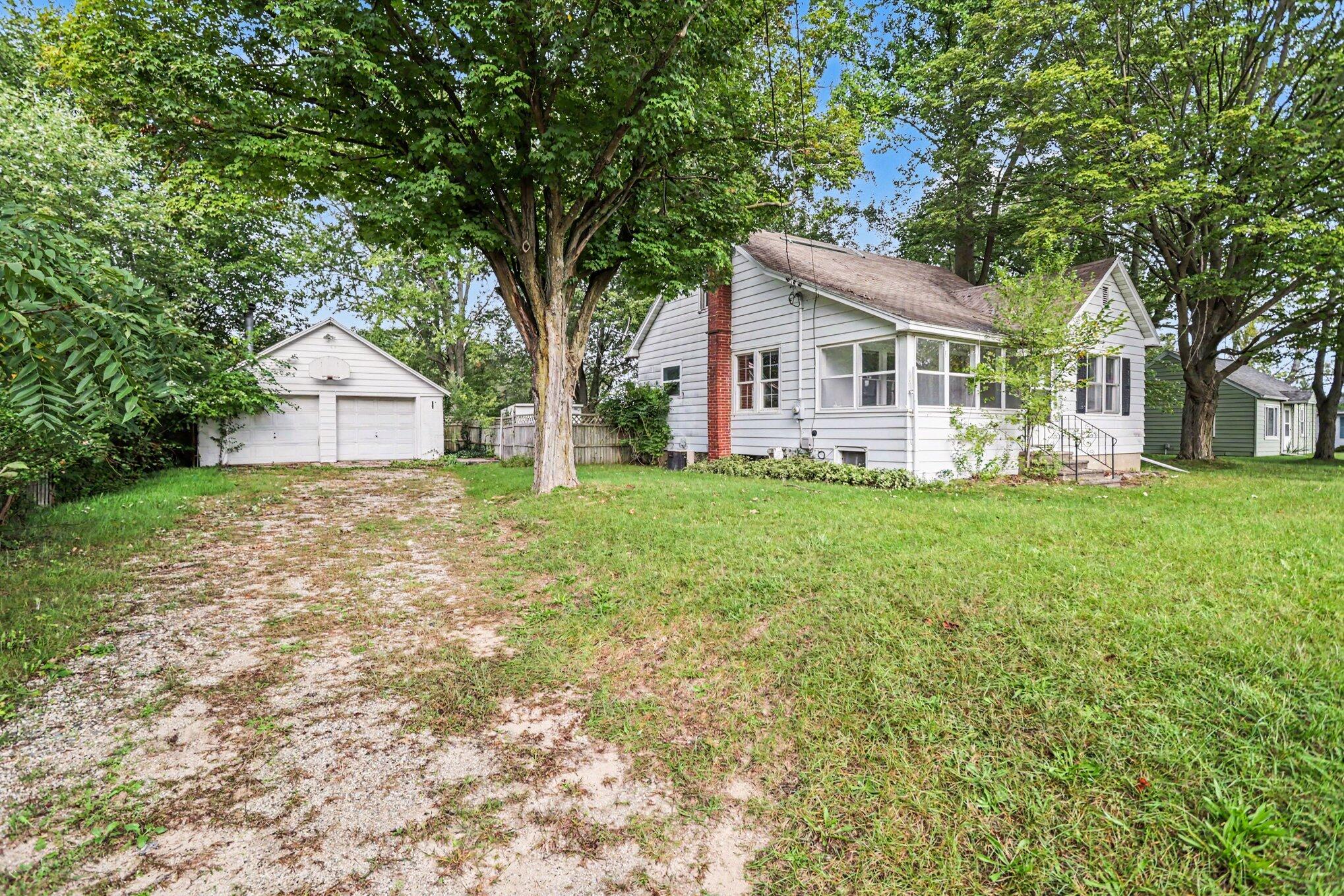7902 Lovers Lane Portage MI 49002