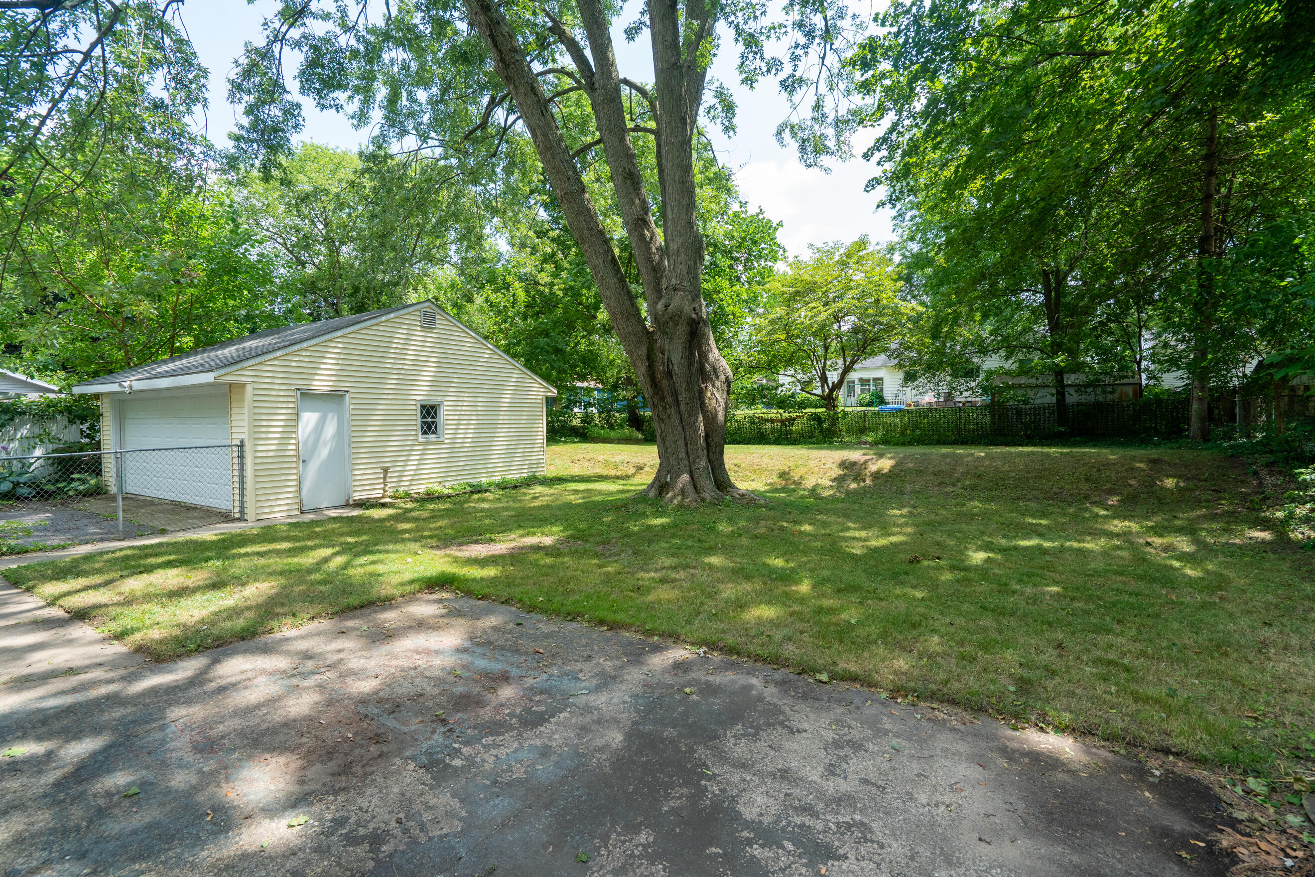 3721 Devonshire Avenue Kalamazoo MI 49006
