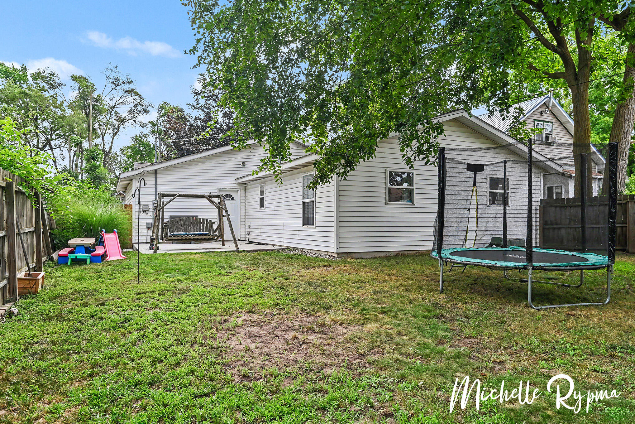 164 Reed Avenue Holland MI 49423