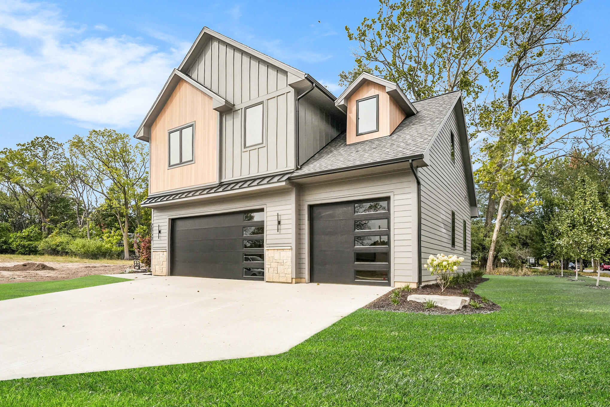 2335 Elinor Lane SE Grand Rapids MI 49506
