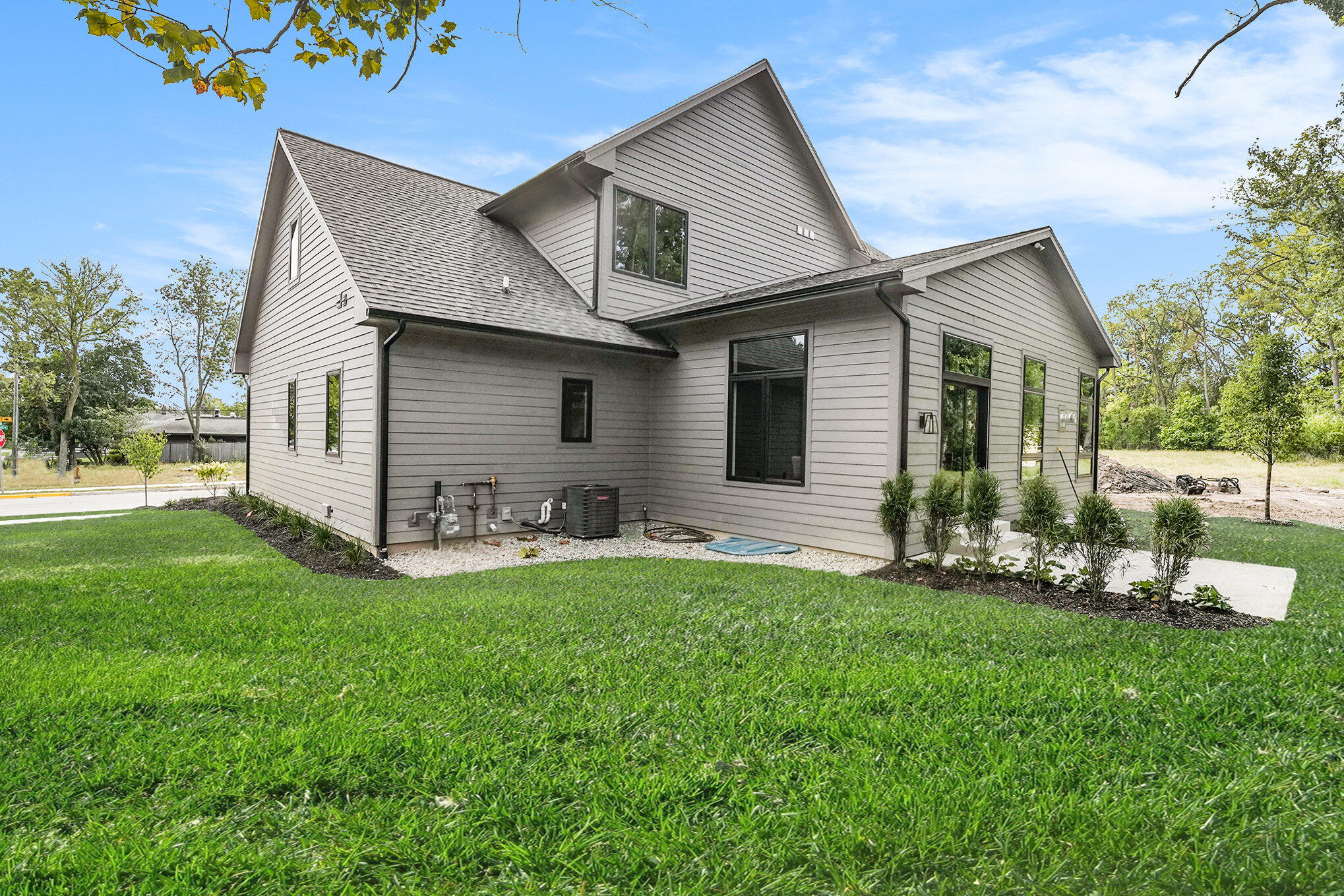 2335 Elinor Lane SE Grand Rapids MI 49506