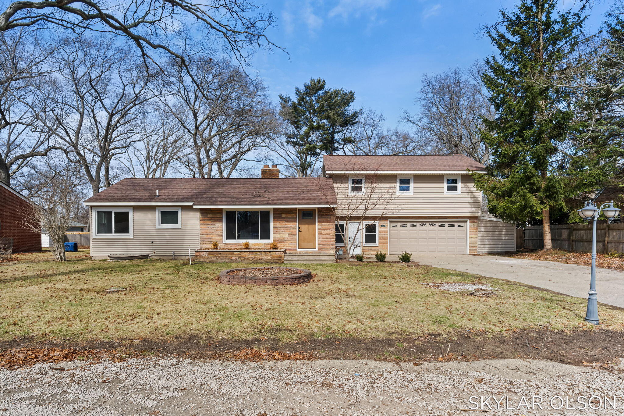1924 Maryland Boulevard Norton Shores MI 49441