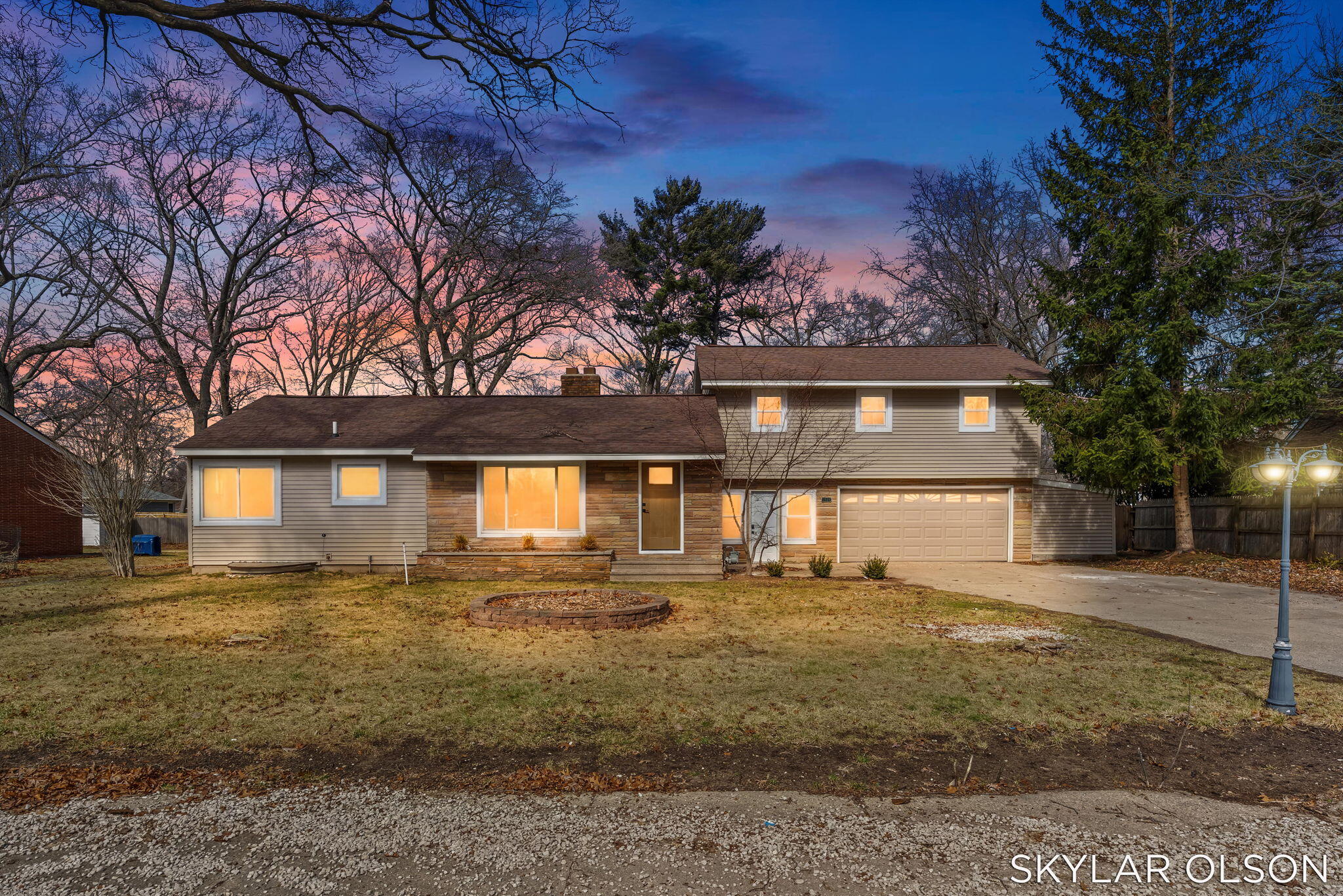 1924 Maryland Boulevard Norton Shores MI 49441