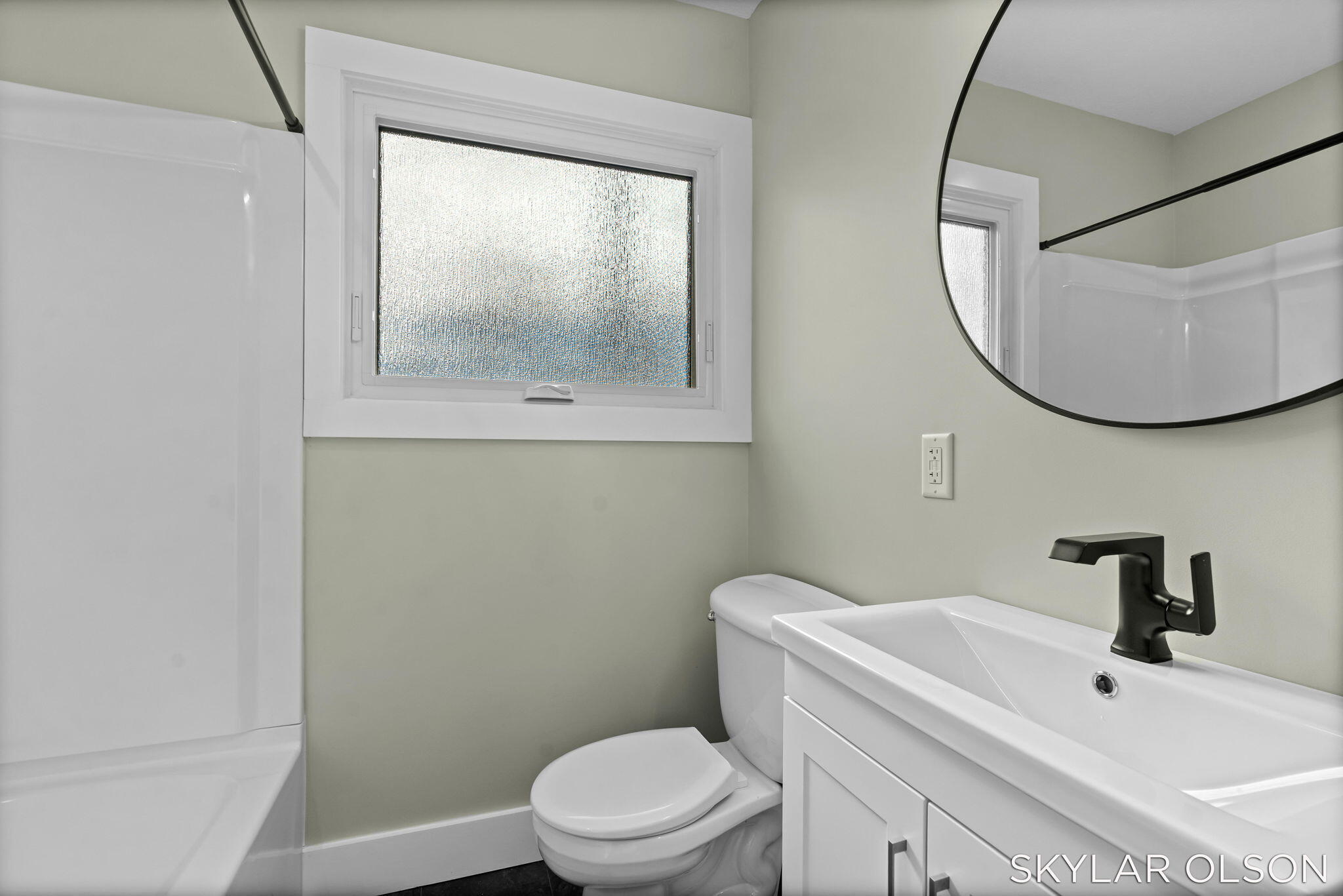 1924 Maryland Boulevard Norton Shores MI 49441