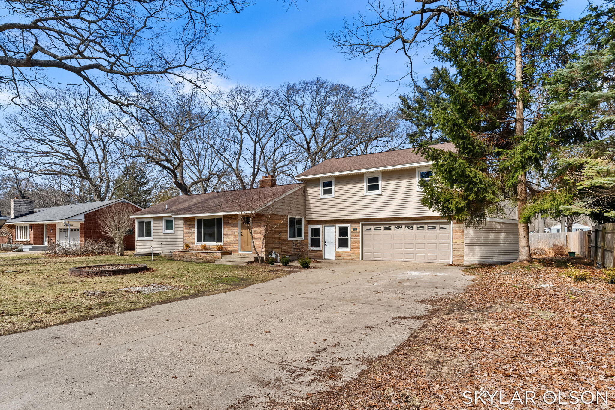 1924 Maryland Boulevard Norton Shores MI 49441