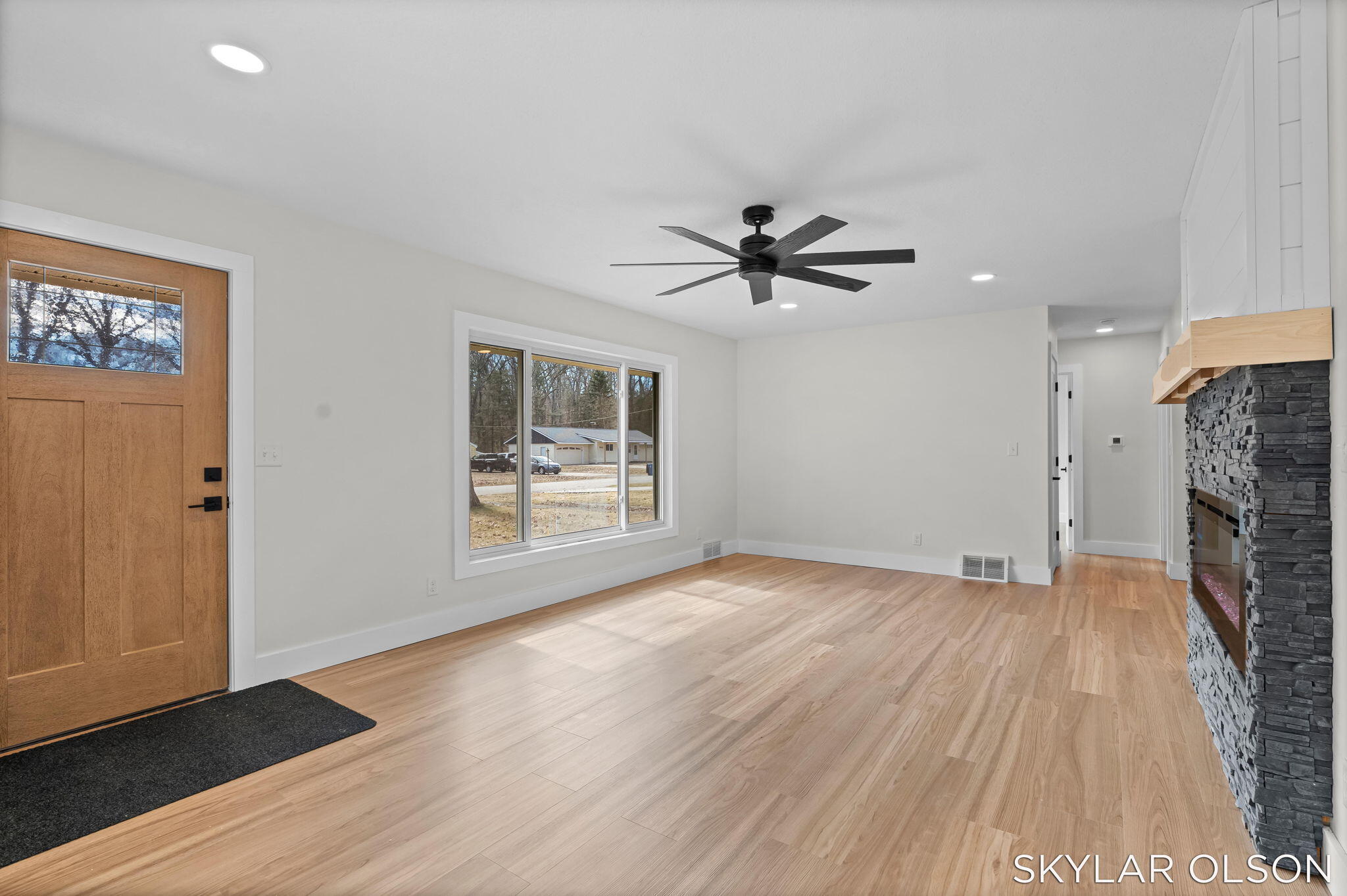 1924 Maryland Boulevard Norton Shores MI 49441