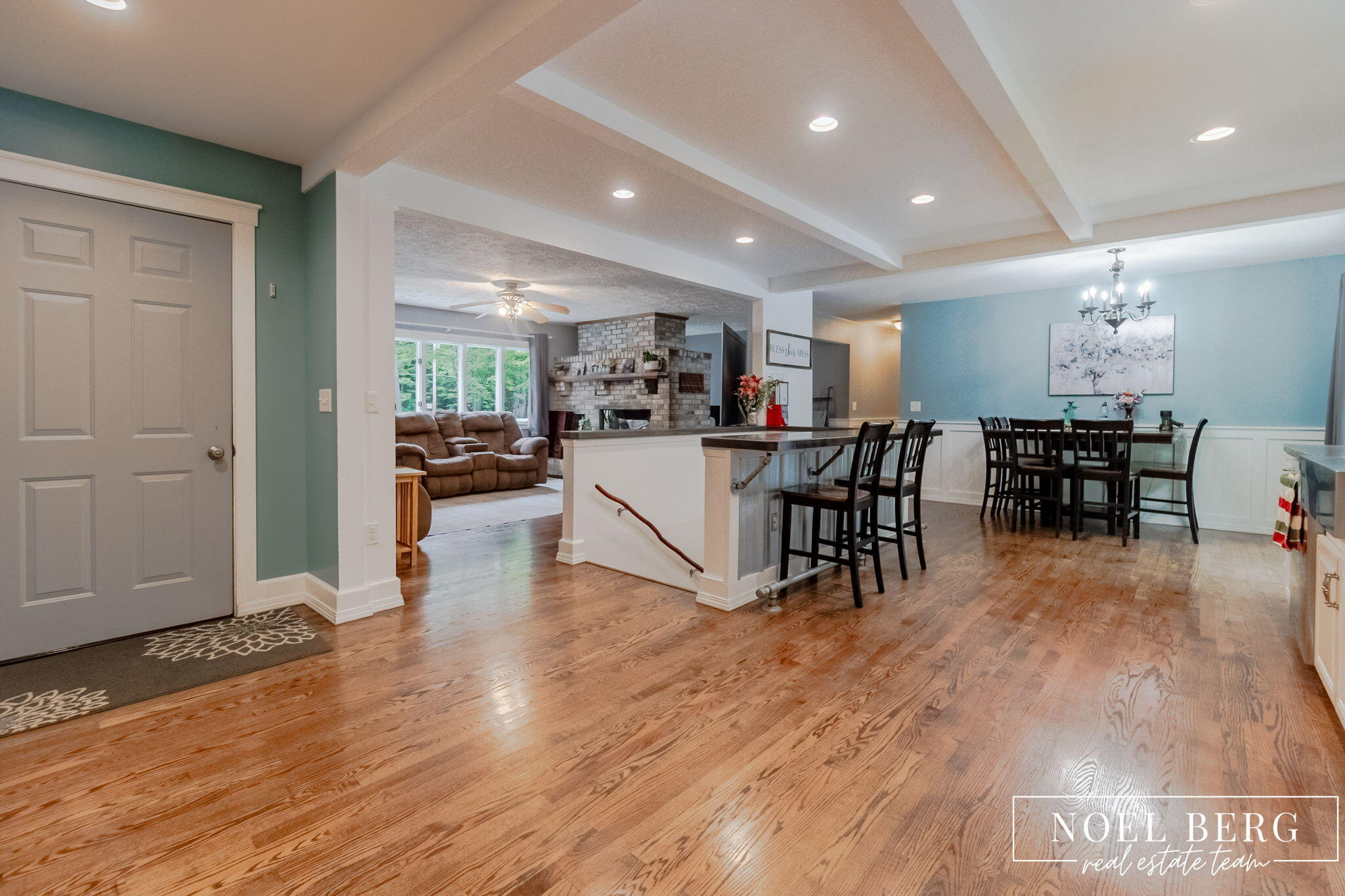 4737 W Giles Road Muskegon MI 49445