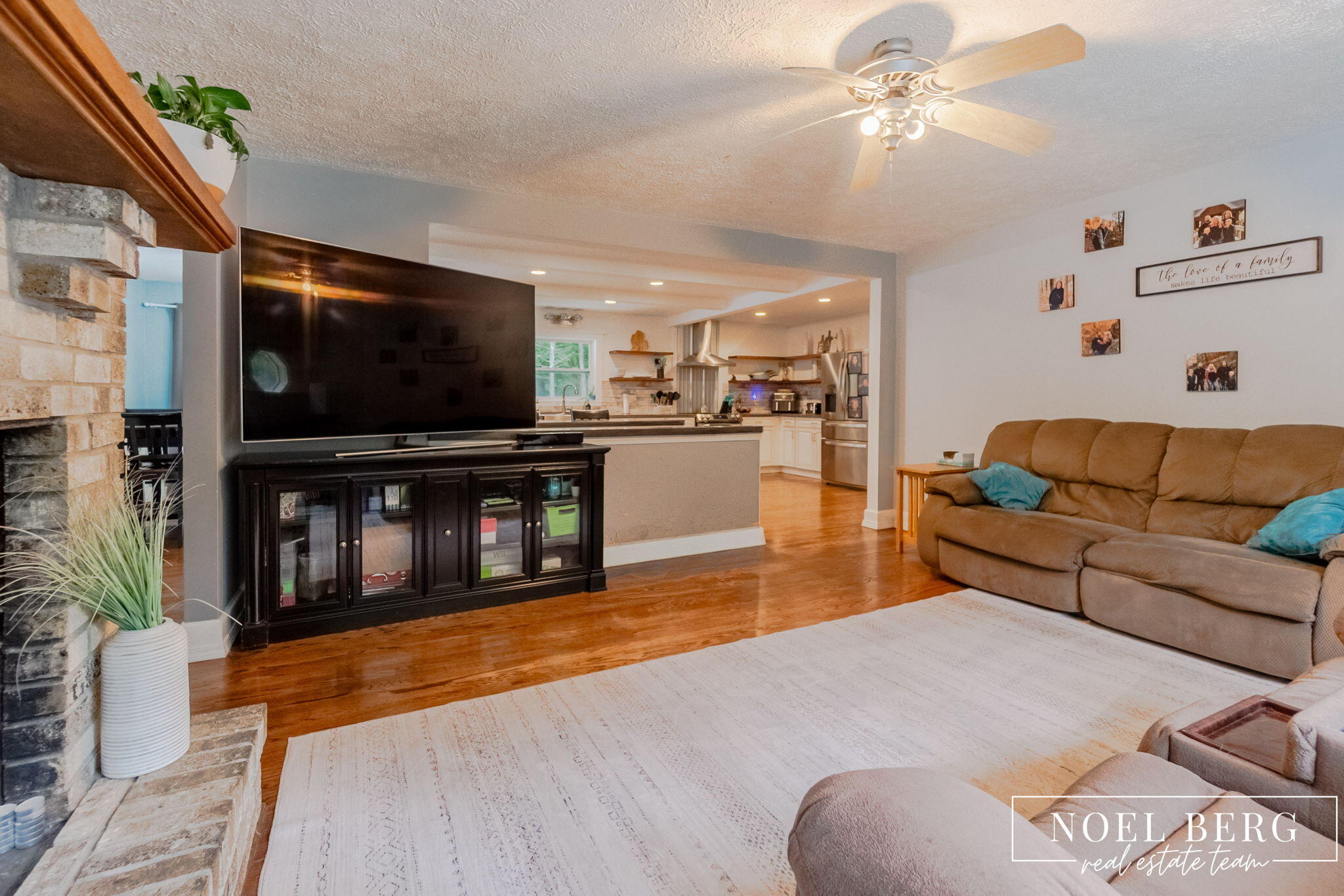 4737 W Giles Road Muskegon MI 49445