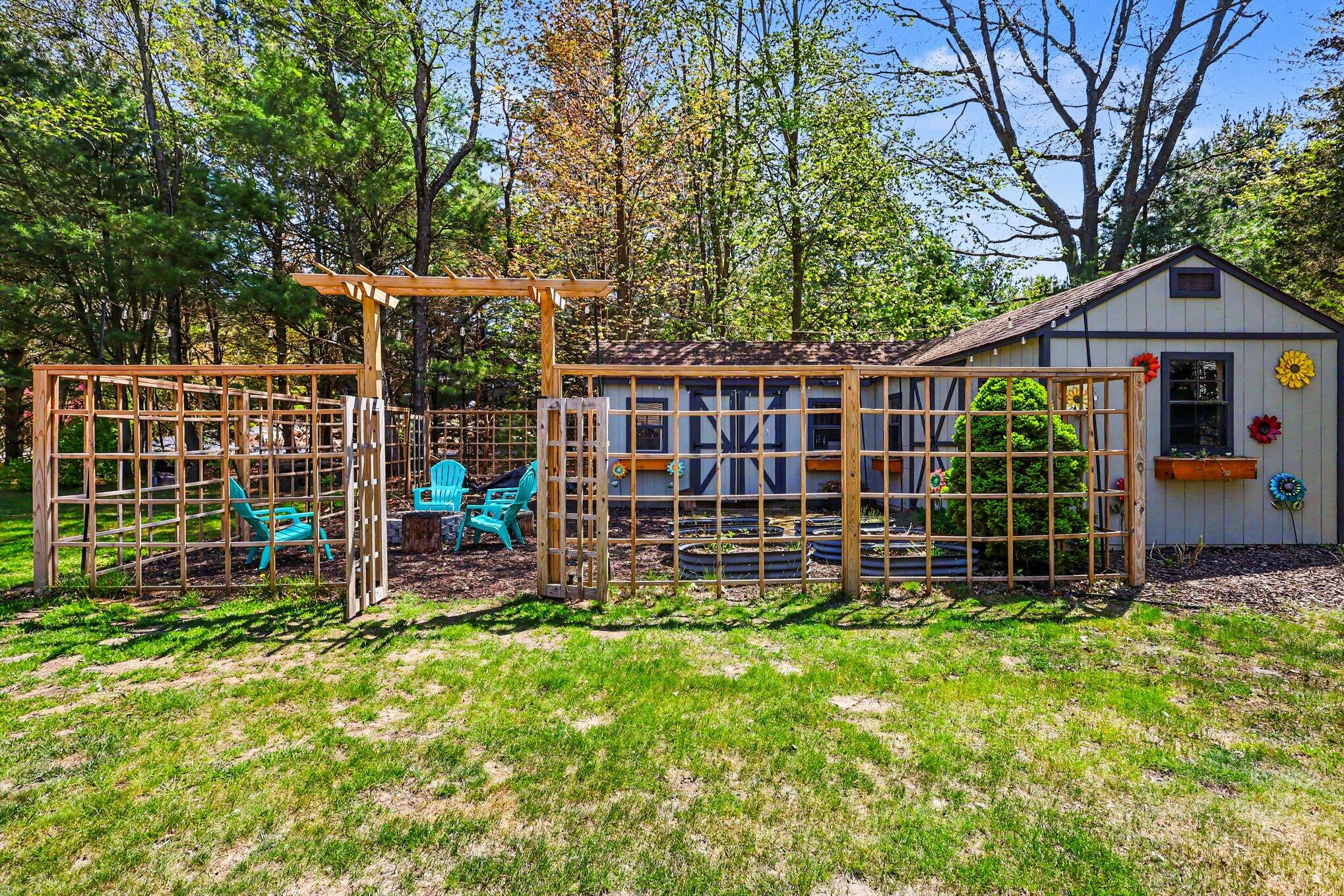 275 Boulder Drive Muskegon MI 49444