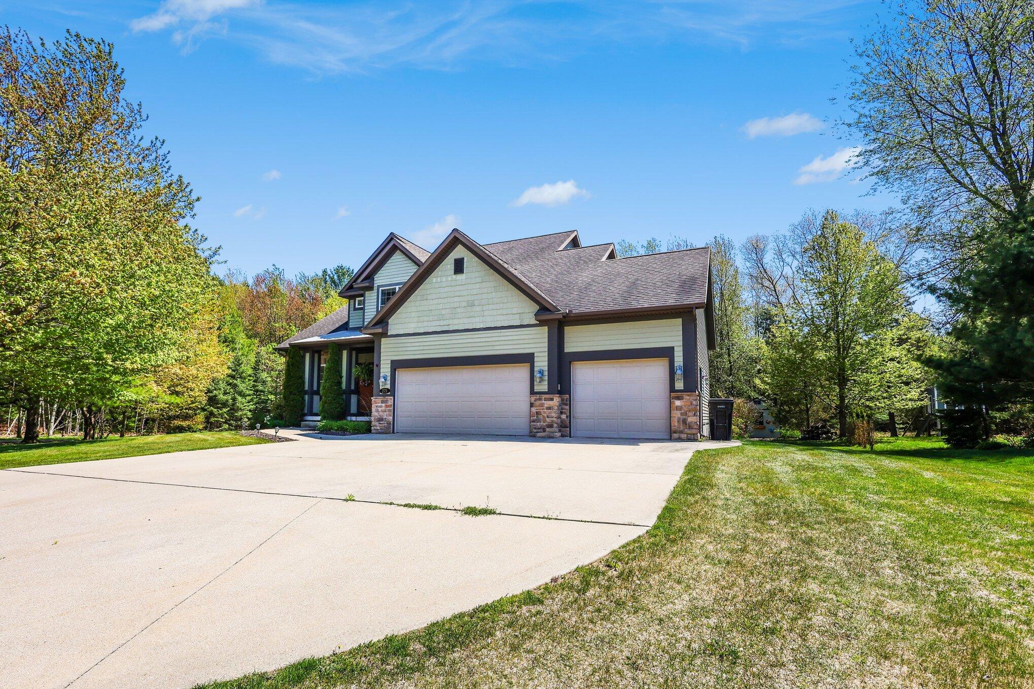 275 Boulder Drive Muskegon MI 49444