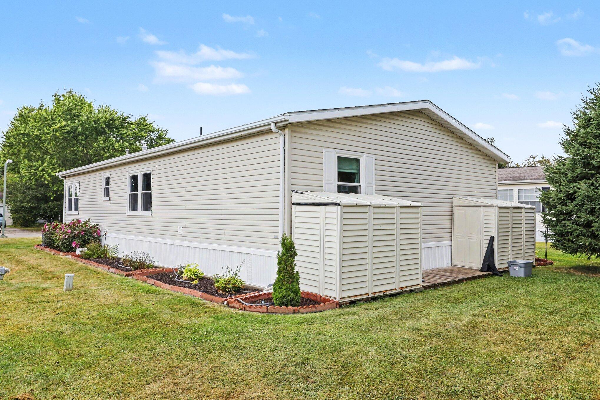 1367 John Ross Drive Kalamazoo MI 49009