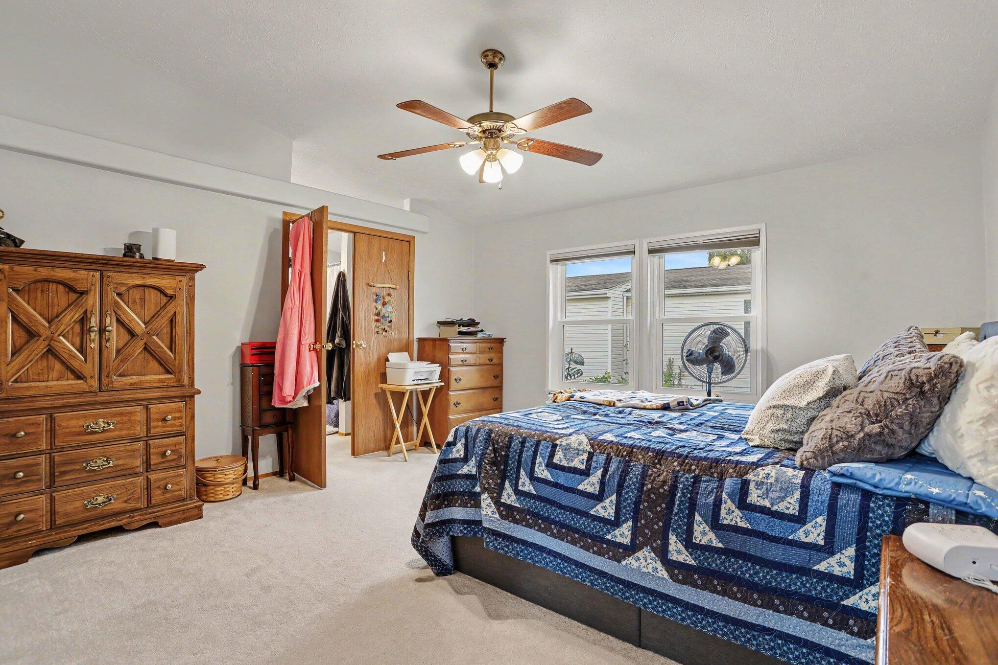 1367 John Ross Drive Kalamazoo MI 49009