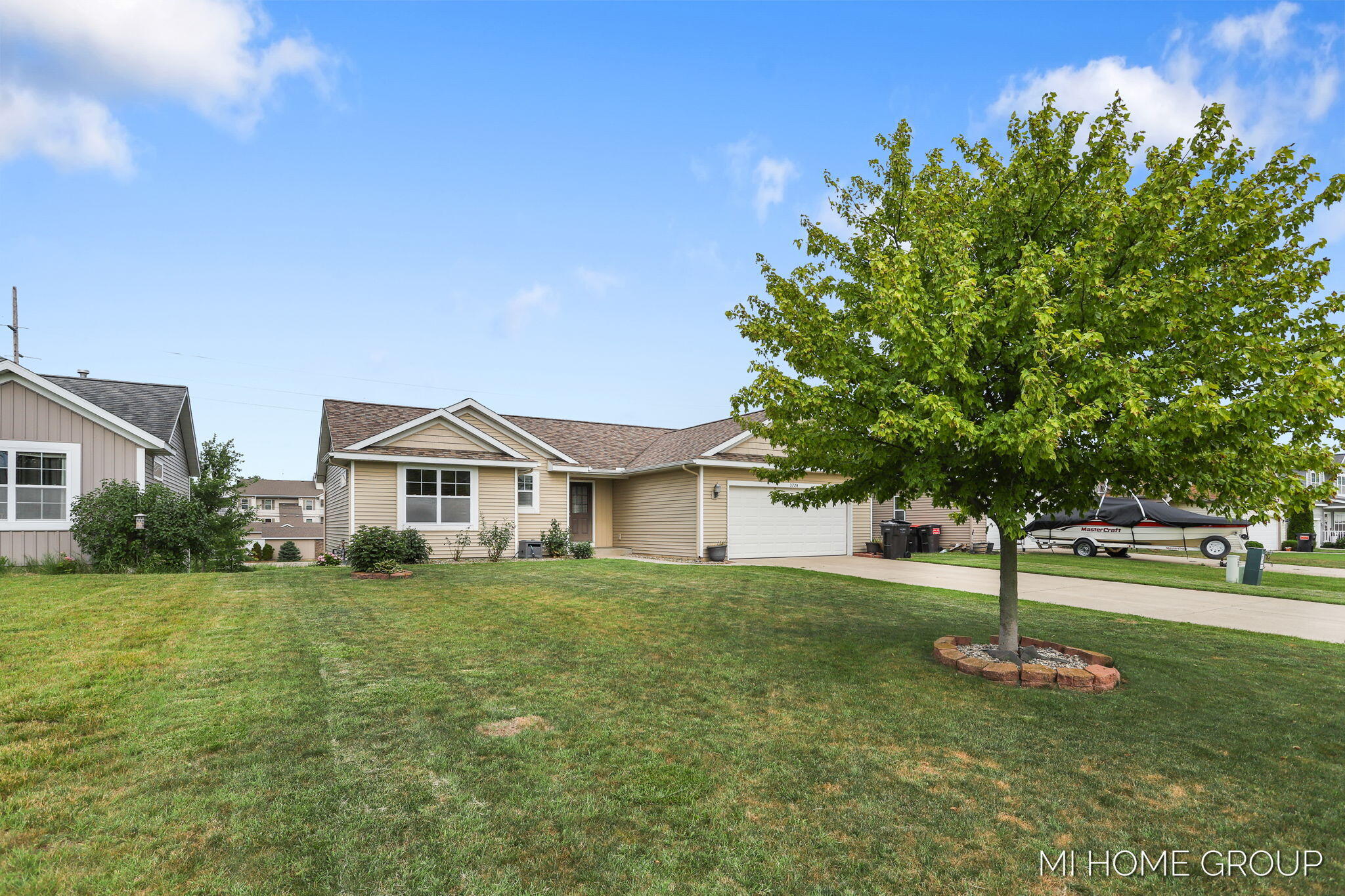 3729 Hickoryrow Court Holland MI 49424