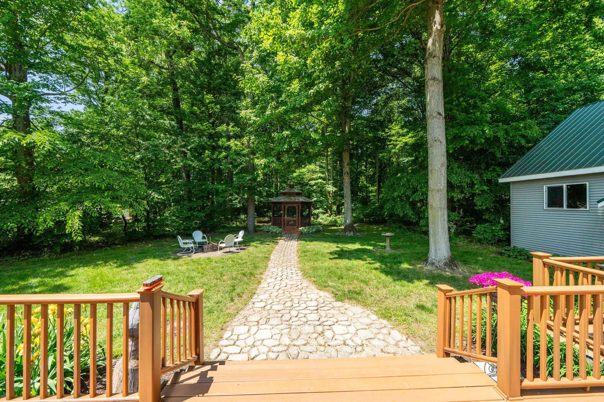 61738 Lake View Drive Cassopolis MI 49031