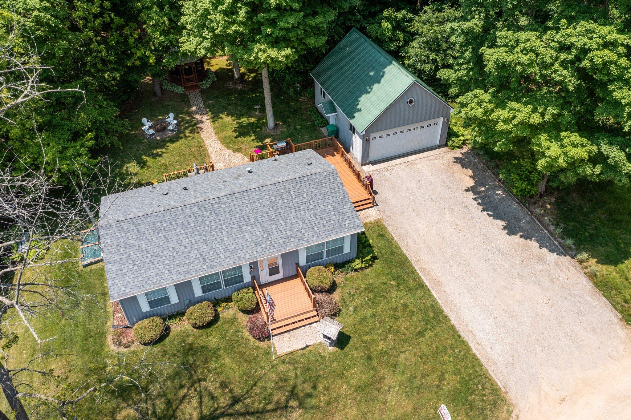 61738 Lake View Drive Cassopolis MI 49031